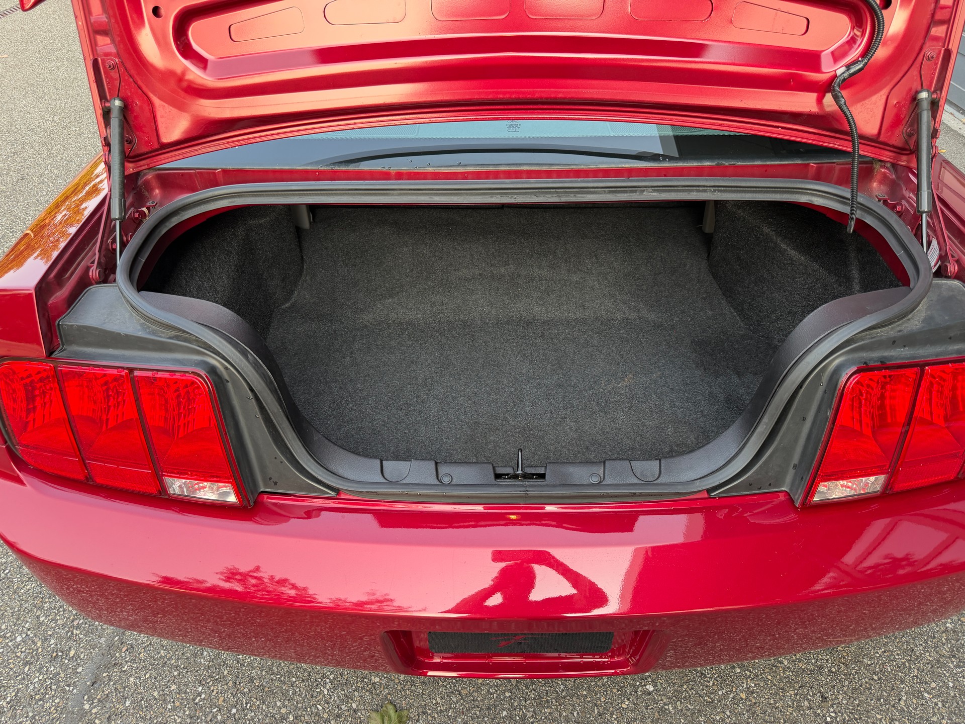 FORD MUSTANG V6 Coupé-image-15