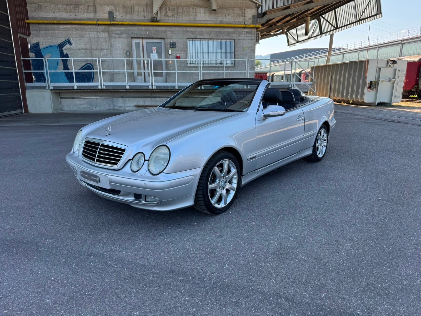 MERCEDES-BENZ CLK 320 Elégance Automatic-image-2