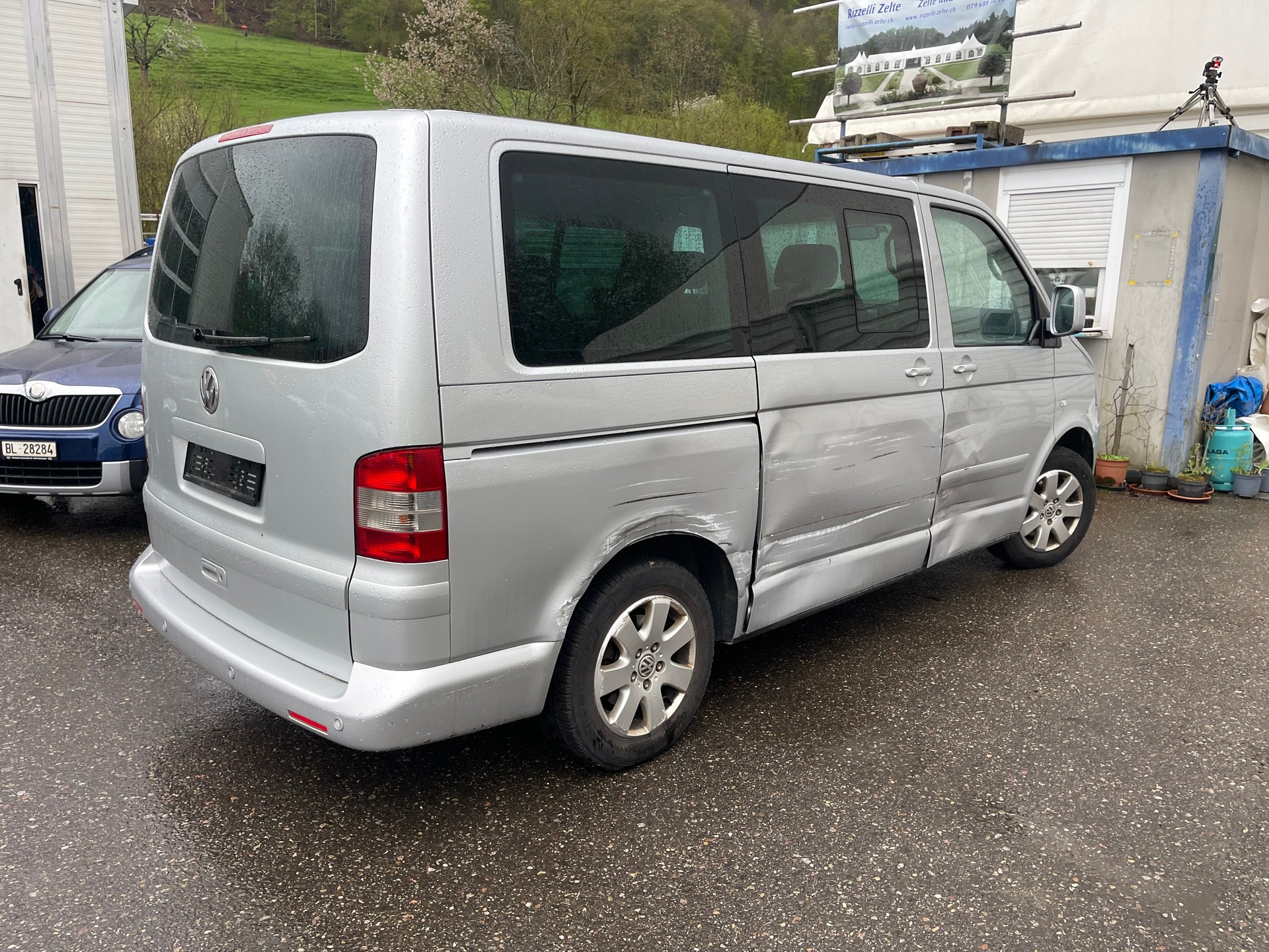 VW T5 Multivan Highline 2.5 TDI-image-5