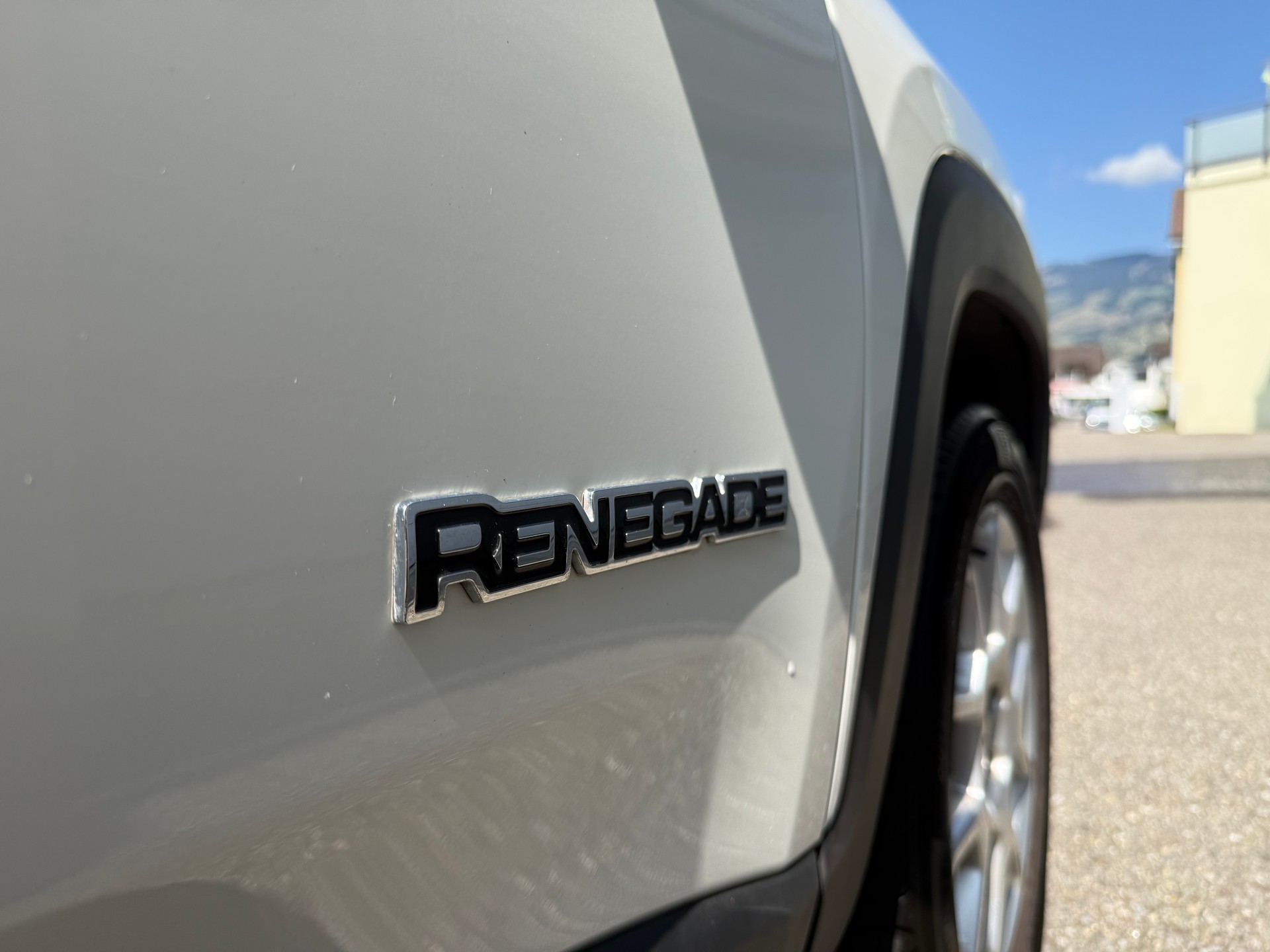 JEEP Renegade 1.5 MHEV Limited-image-4