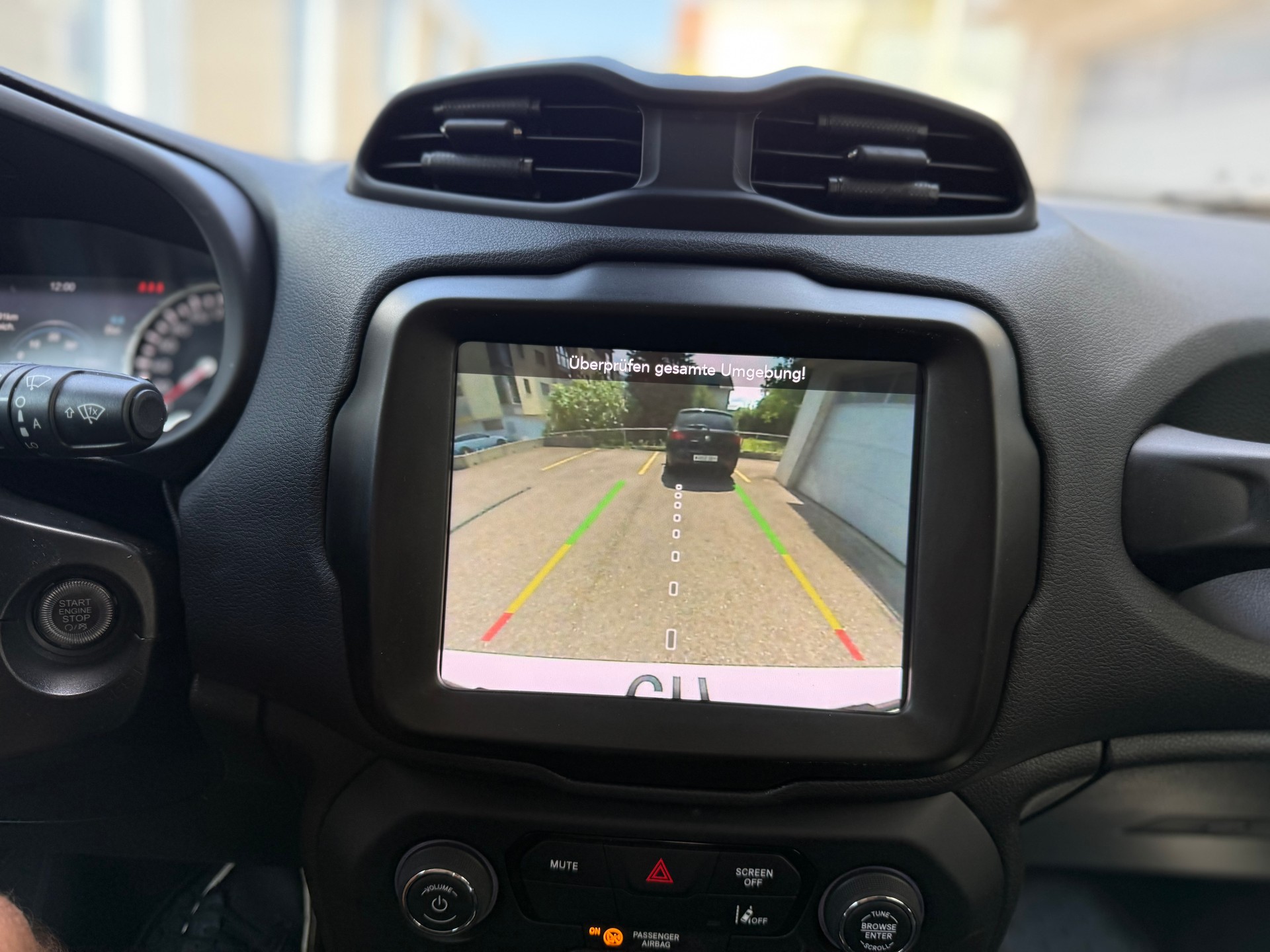JEEP Renegade 1.5 MHEV Limited-image-17