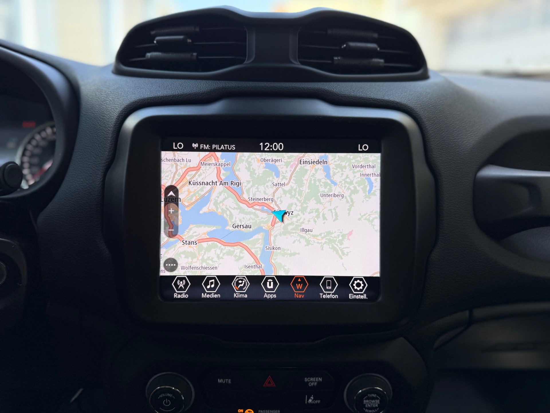JEEP Renegade 1.5 MHEV Limited-image-16