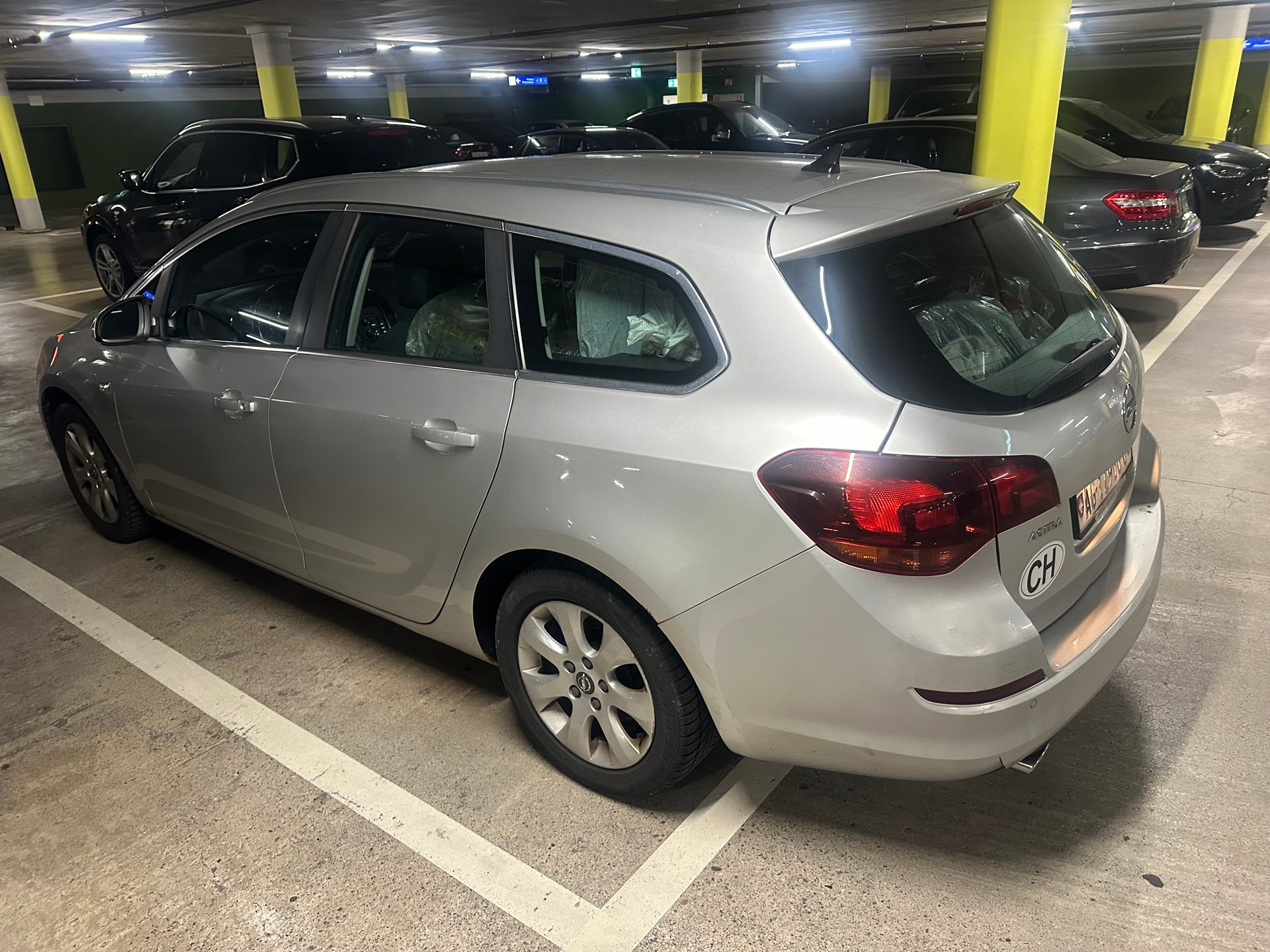 OPEL Astra SportsTourer 1.6i 16V Turbo Sport Automatic-image-3