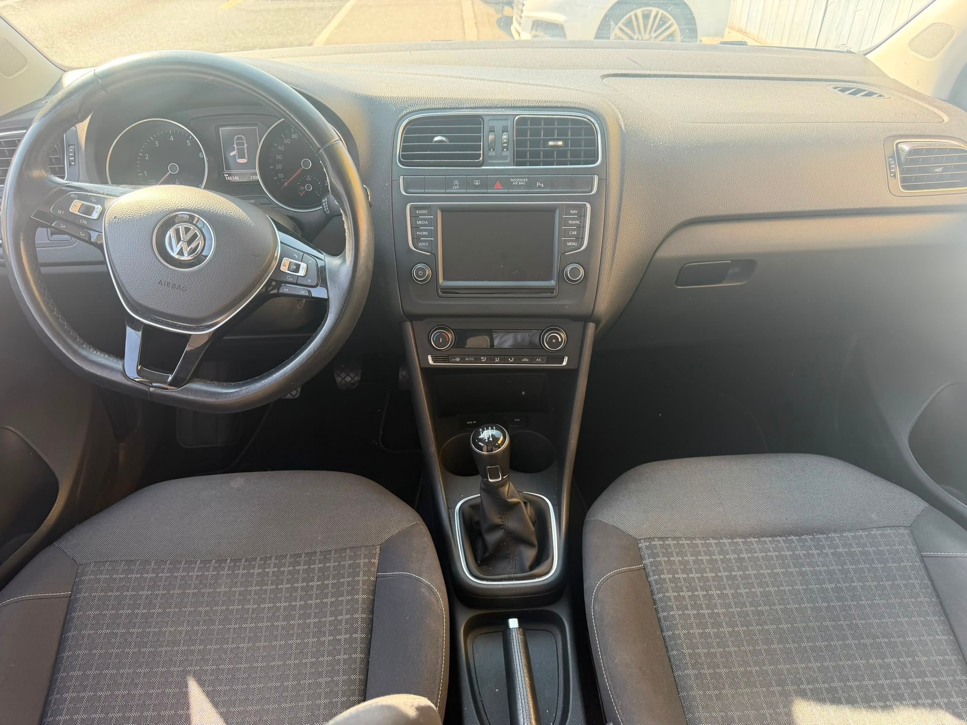 VW Polo 1.2 TSI BMT Comfortline-image-7