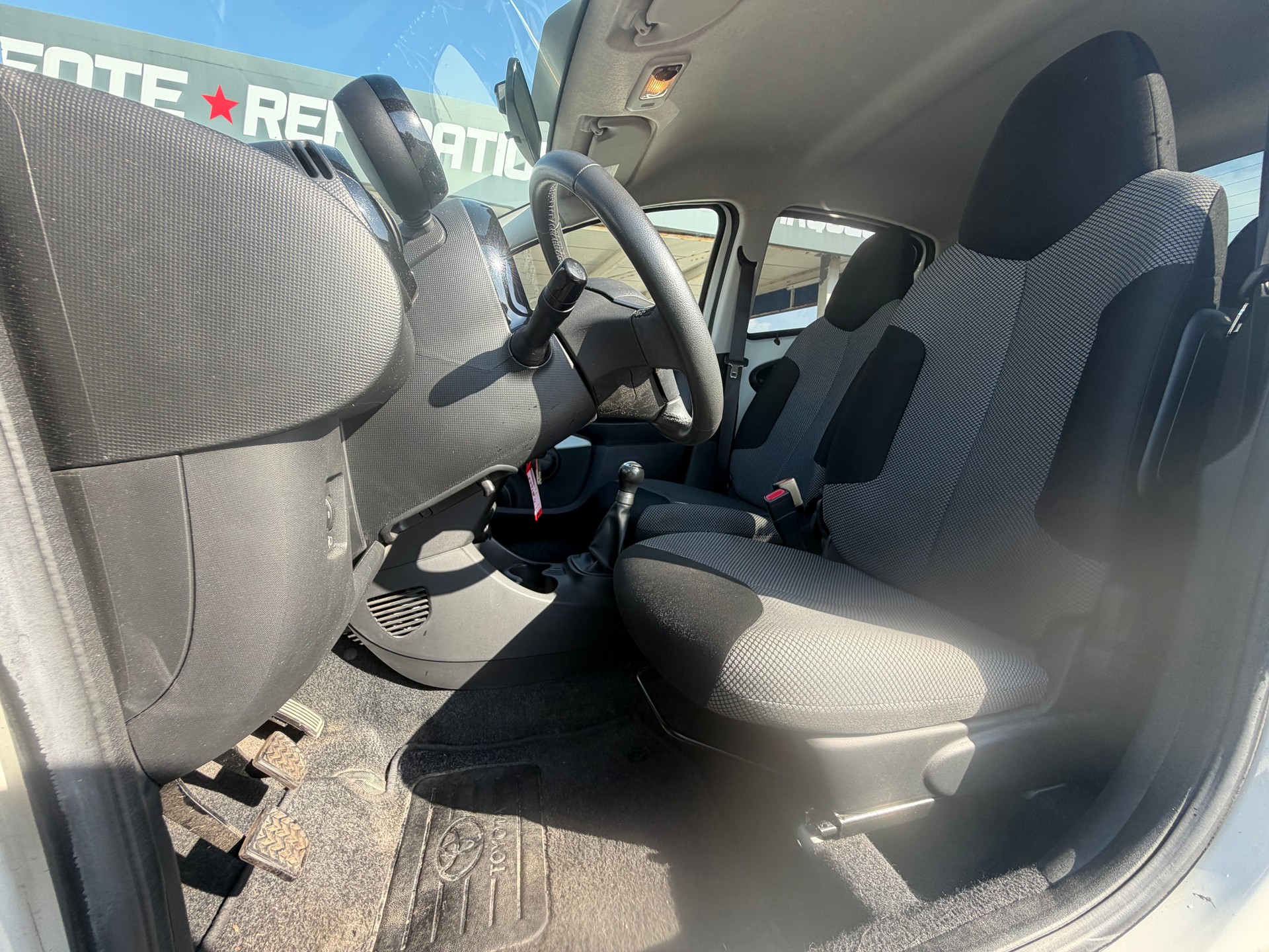 TOYOTA Aygo 1.0 VVT-i Luna-image-10