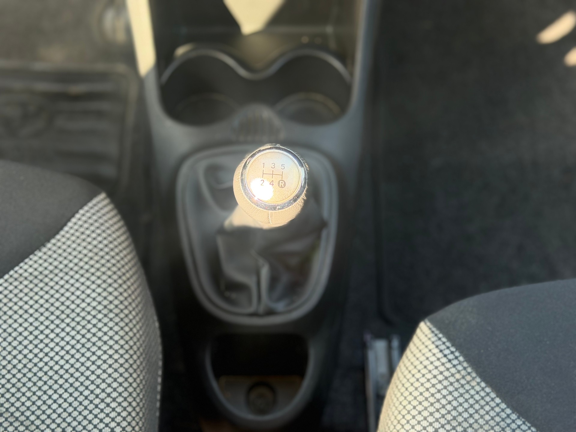TOYOTA Aygo 1.0 VVT-i Luna-image-9