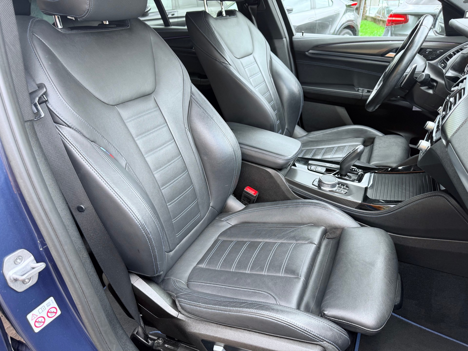 BMW X4 xDrive 25d M Sport X Steptronic-image-11