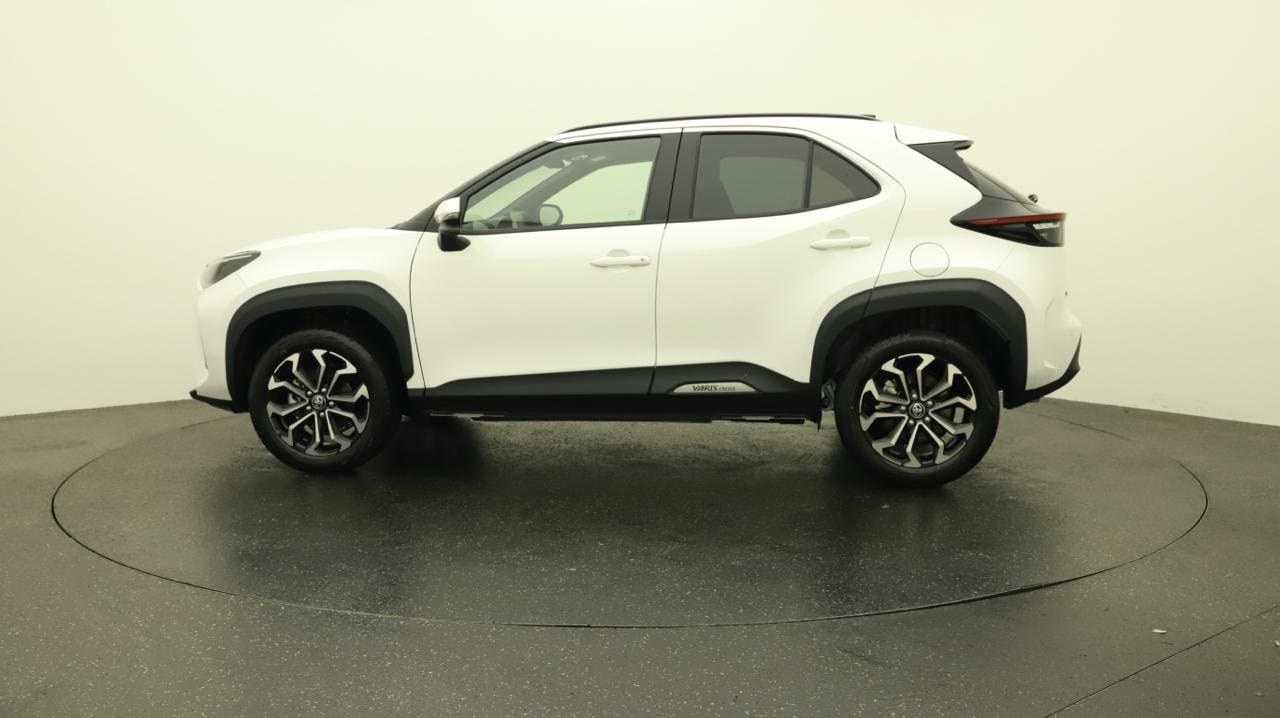 TOYOTA Yaris Cross 1.5 Style e-CVT-showroom-element-1
