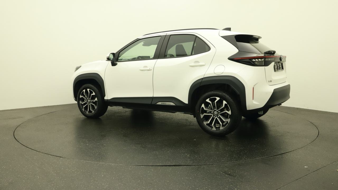 TOYOTA Yaris Cross 1.5 Style e-CVT-showroom-element-2