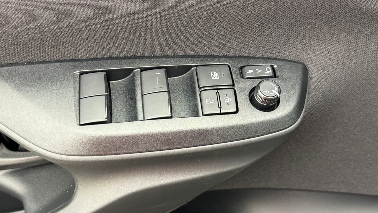 TOYOTA Yaris Cross 1.5 Style e-CVT-image-8