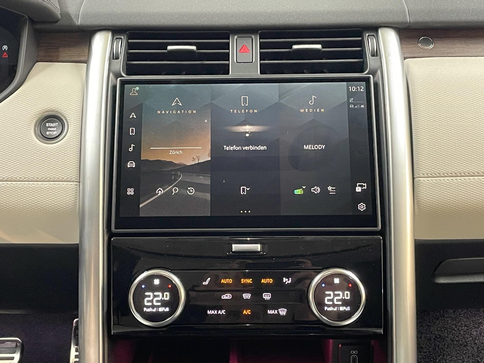 LAND ROVER Discovery 3.0 D I6 350 Dynamic HSE (7-Plätzer)-image-9