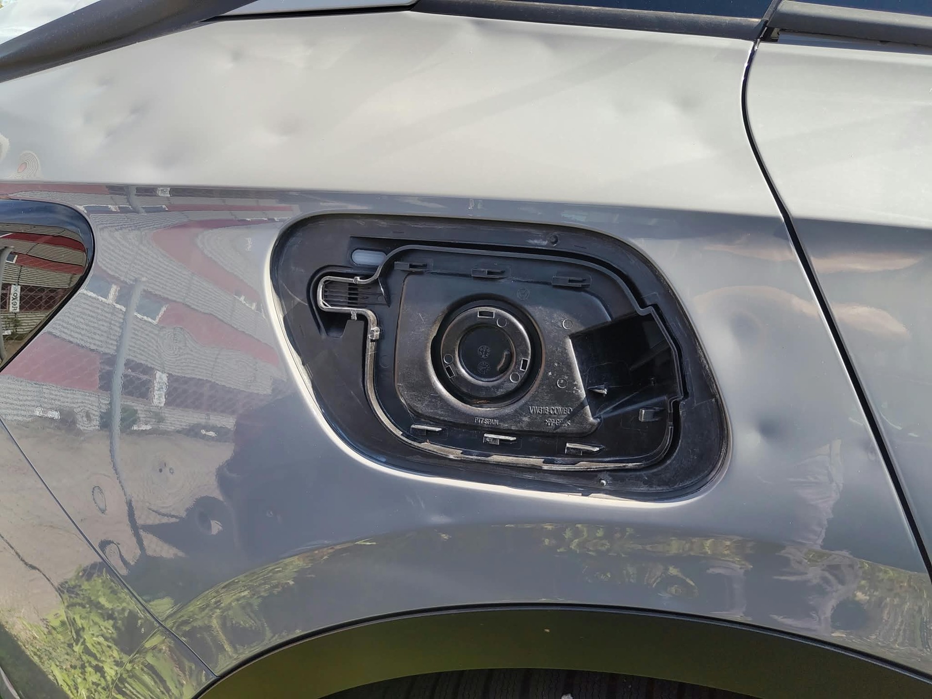 VW ID.5 Pro Performance 77 kWh 🚩HAGELSCHADEN 🚩-image-5