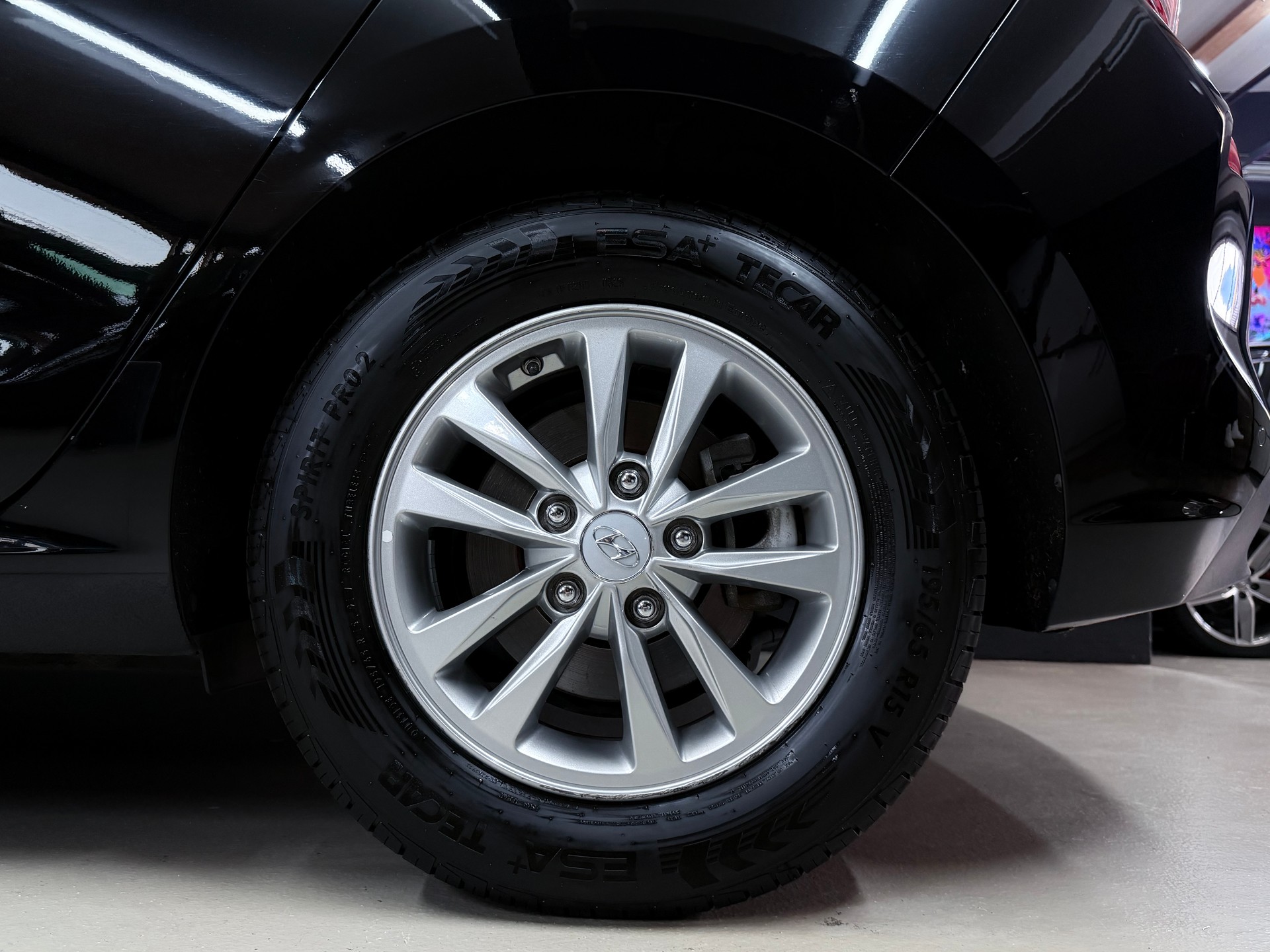 HYUNDAI i30 1.0 T-GDi Amplia-image-6