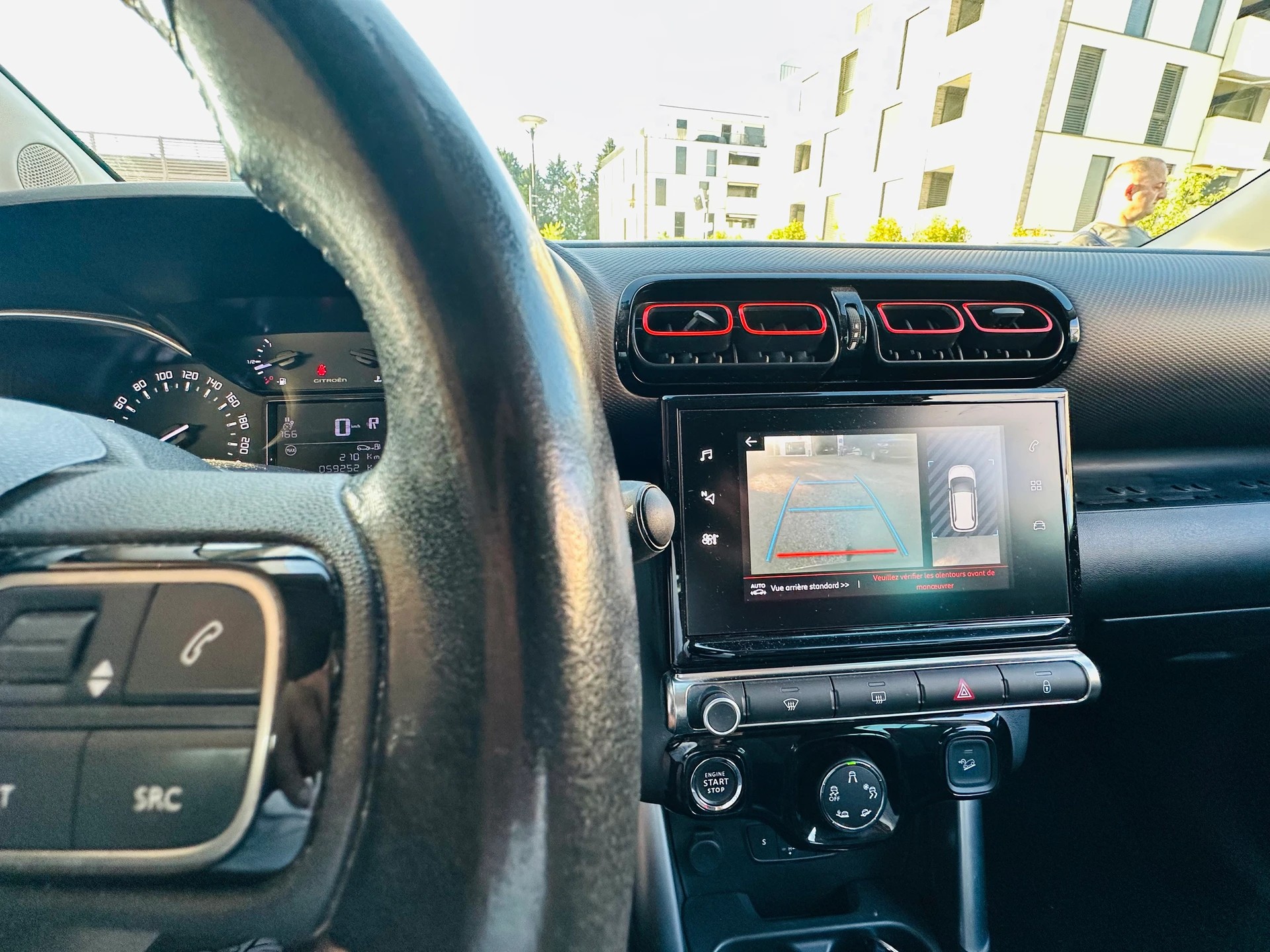 CITROEN C3 Aircross 1.2i PureTech Shine EAT-image-13