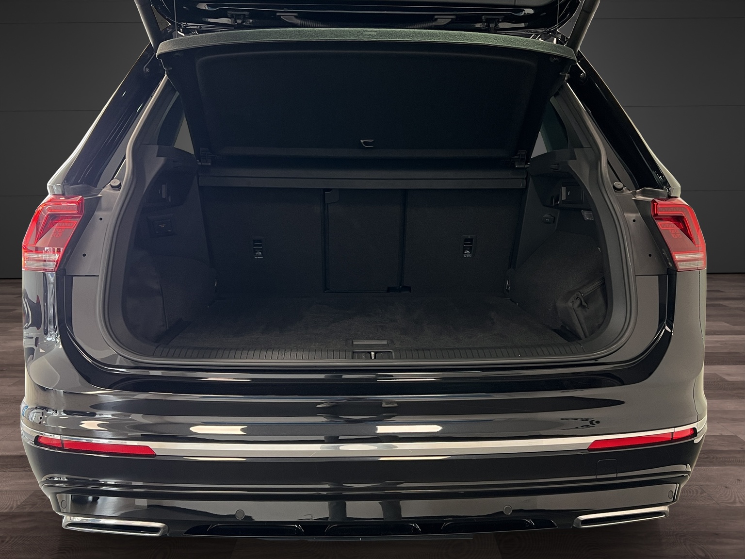 VW Tiguan 2.0TSI Highline 4Motion DSG-image-12