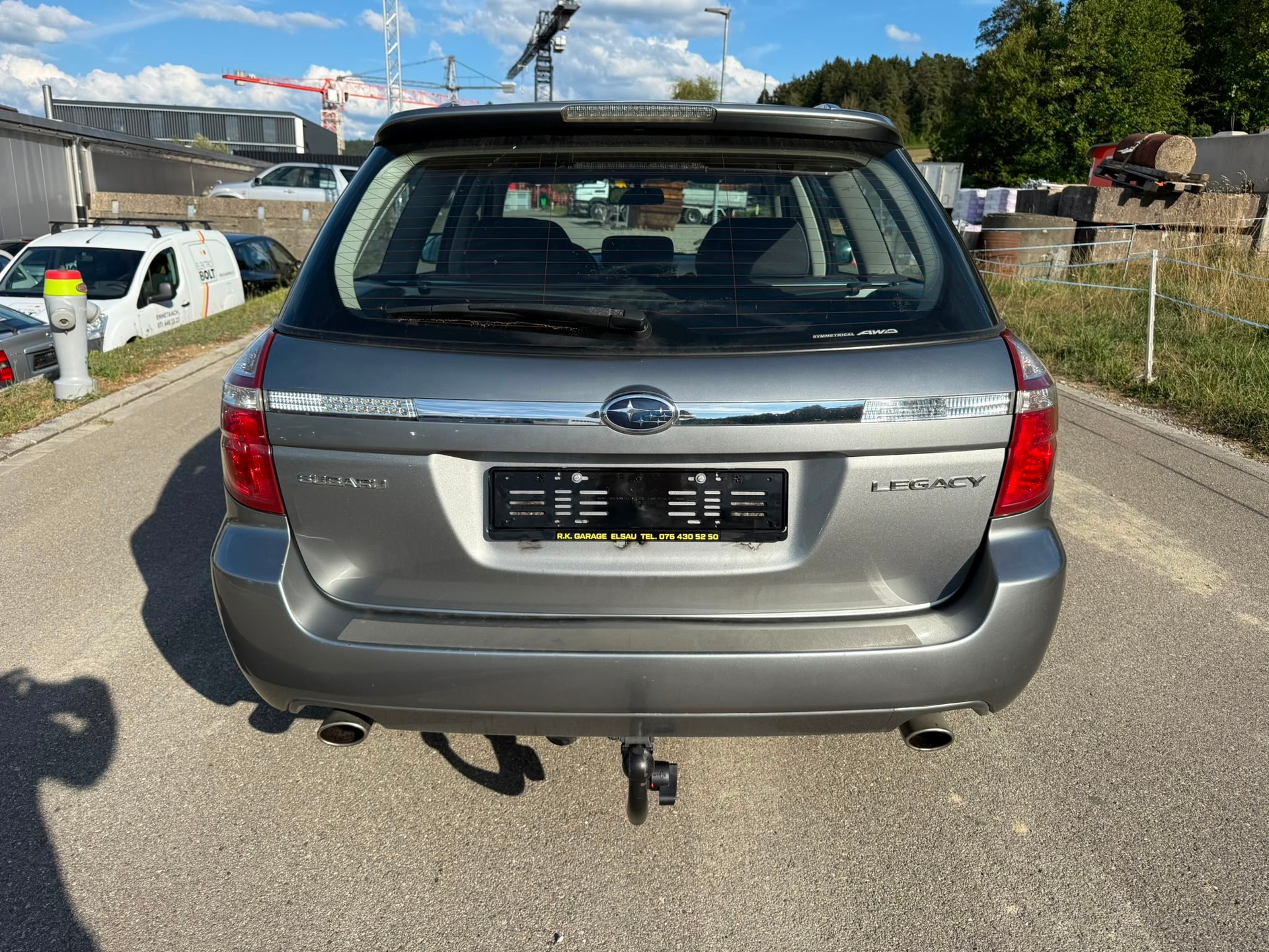SUBARU Legacy 2.0R AWD Swiss-image-6
