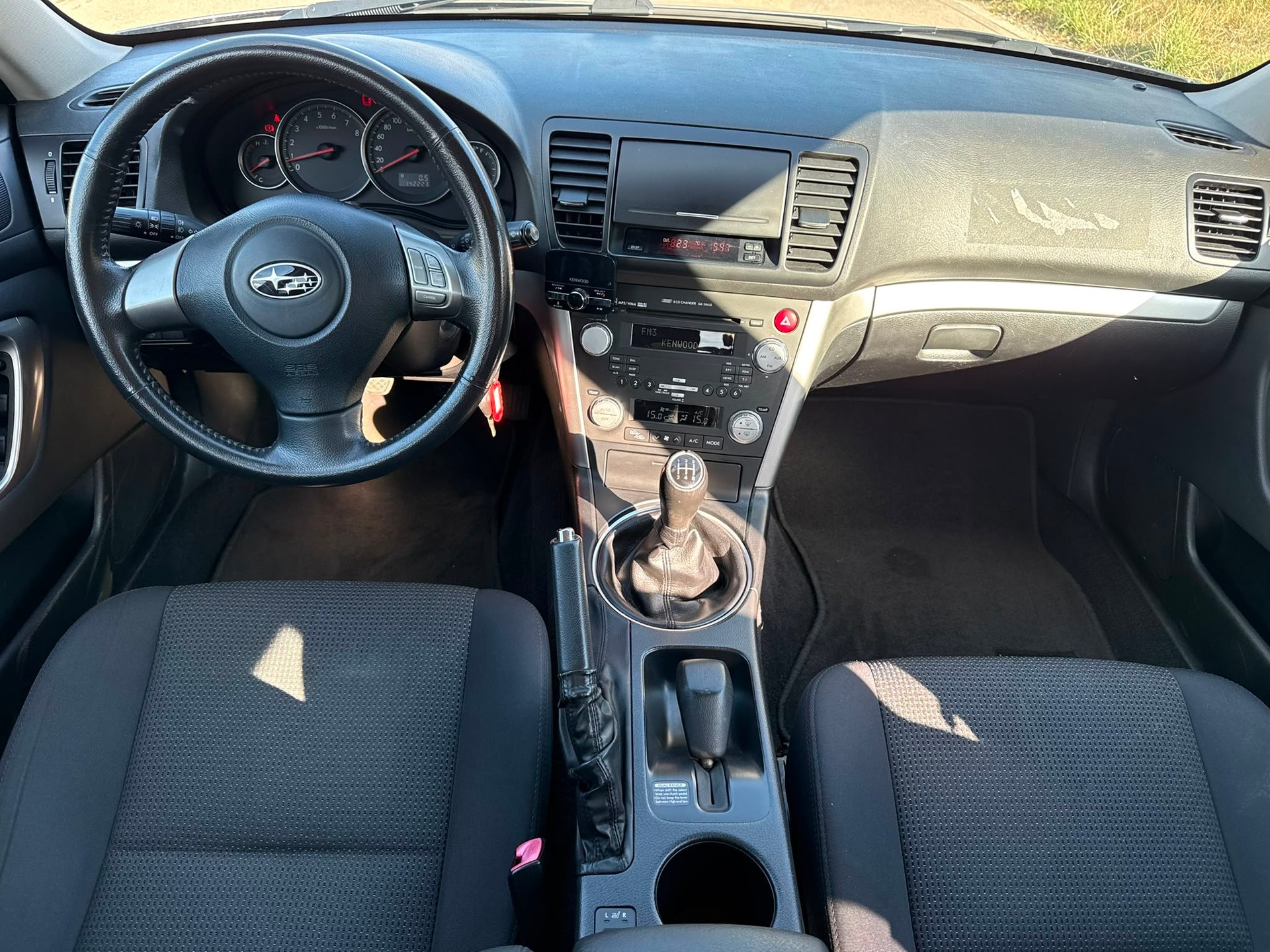 SUBARU Legacy 2.0R AWD Swiss-image-10