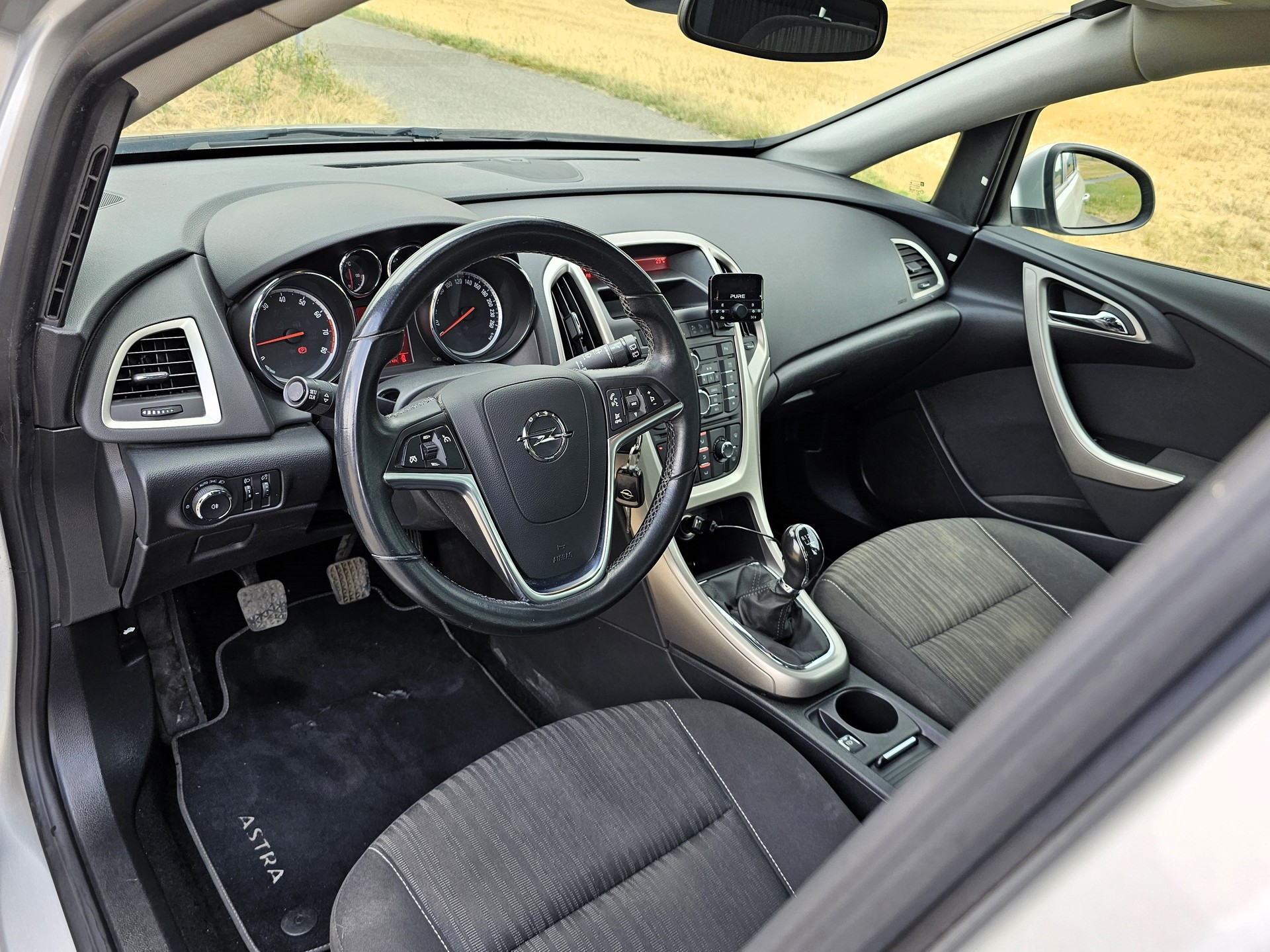 OPEL Astra SportsTourer 1.4i 16V Turbo Enjoy-image-8