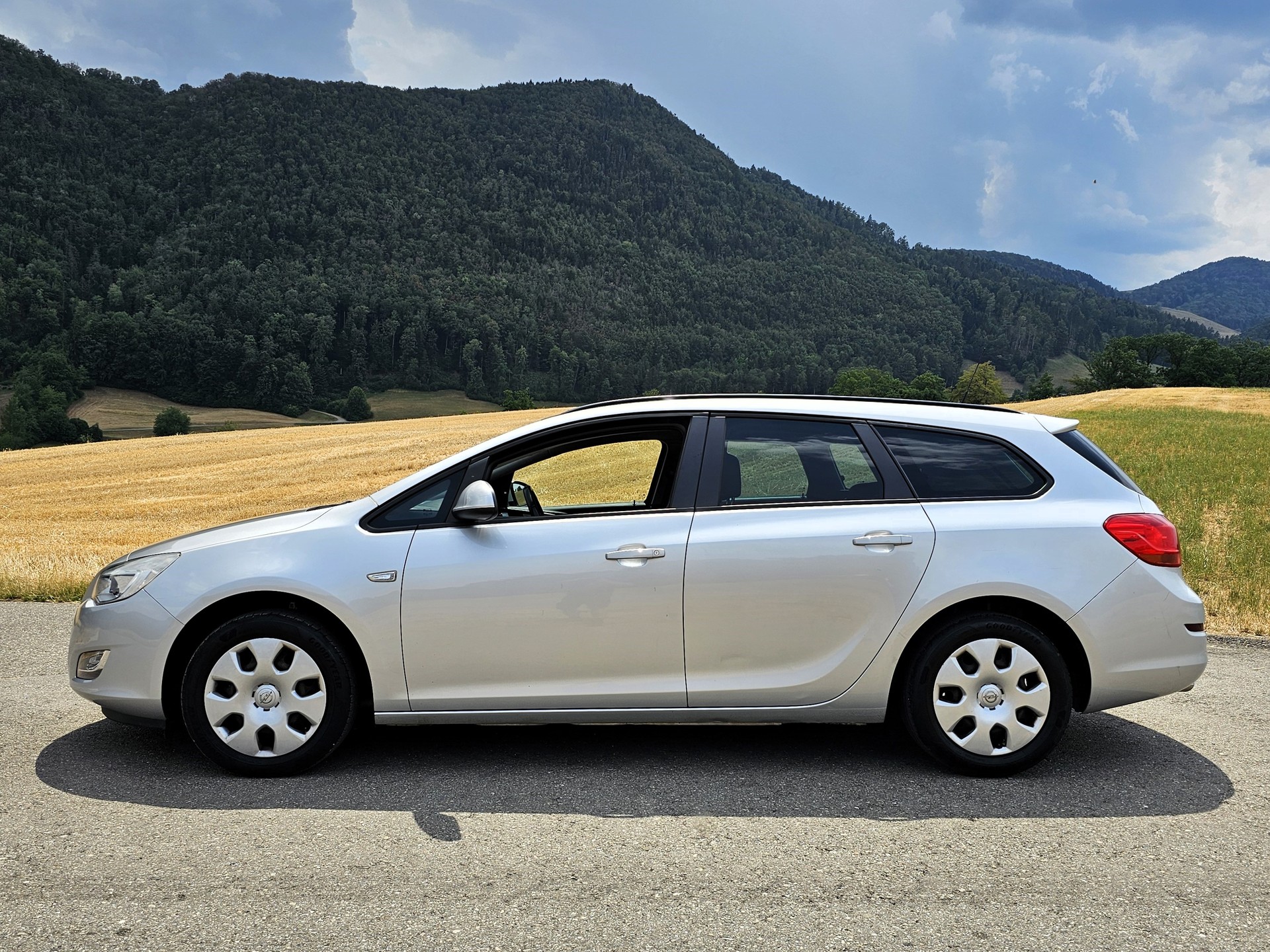 OPEL Astra SportsTourer 1.4i 16V Turbo Enjoy-showroom-element-1