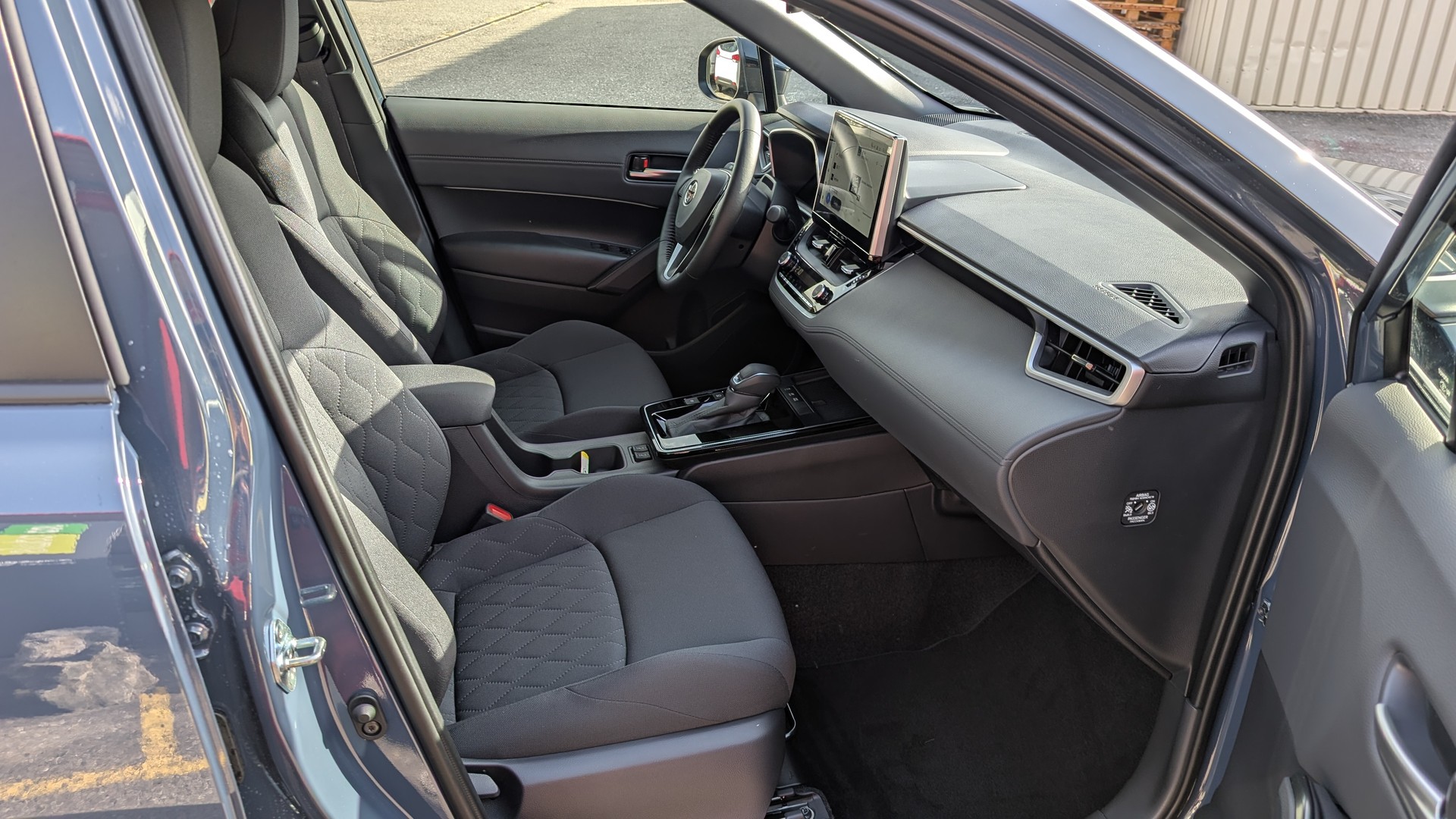 TOYOTA Corolla Cross 2.0 Trend e-CVT AWD-image-12