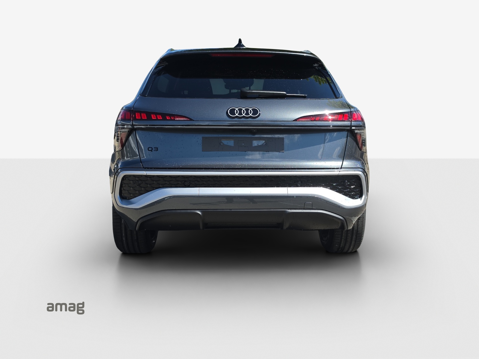 AUDI Q3 SUV 110 kW TFSI S tronic-showroom-element-3