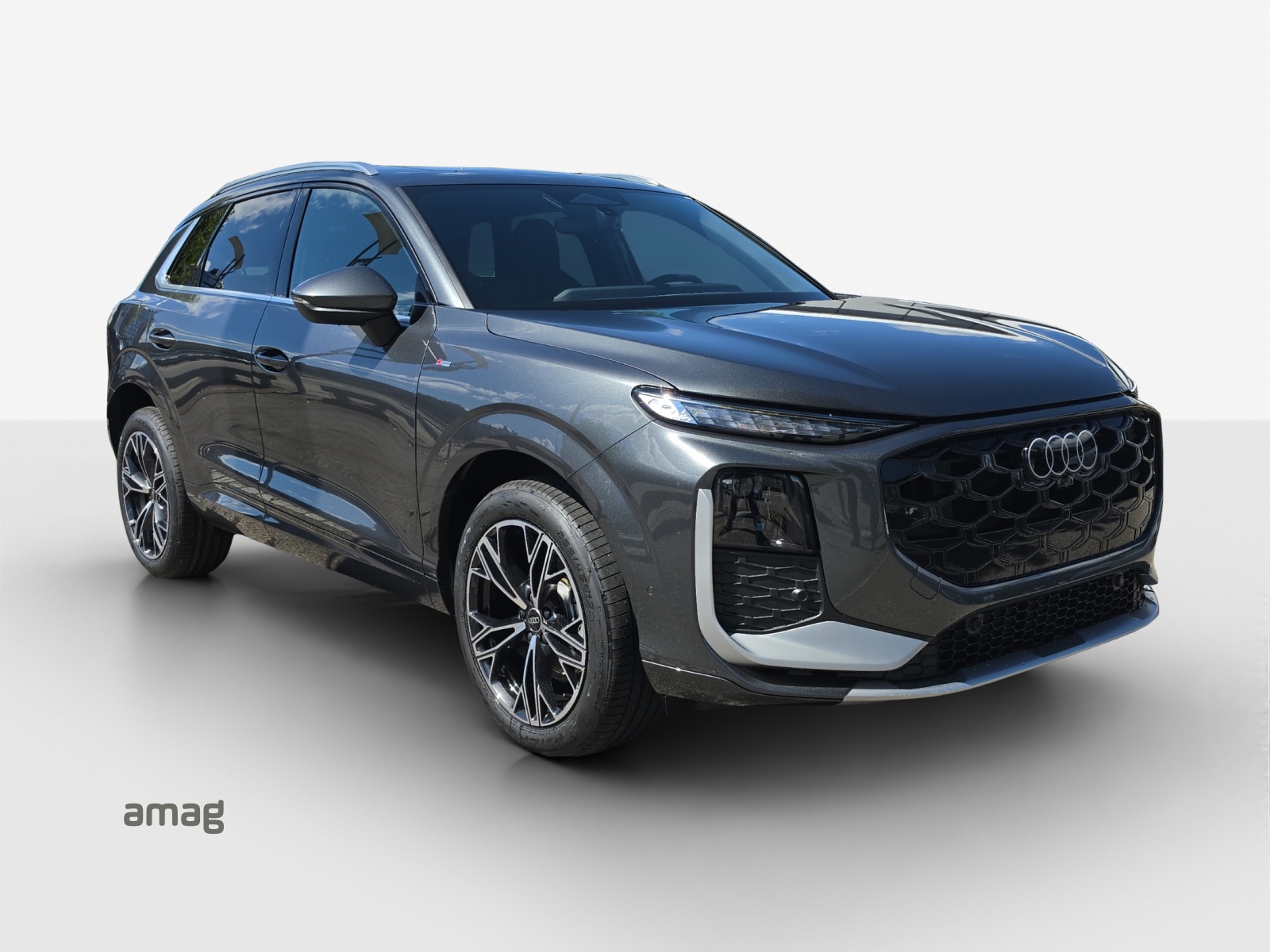 AUDI Q3 SUV 110 kW TFSI S tronic-image-5