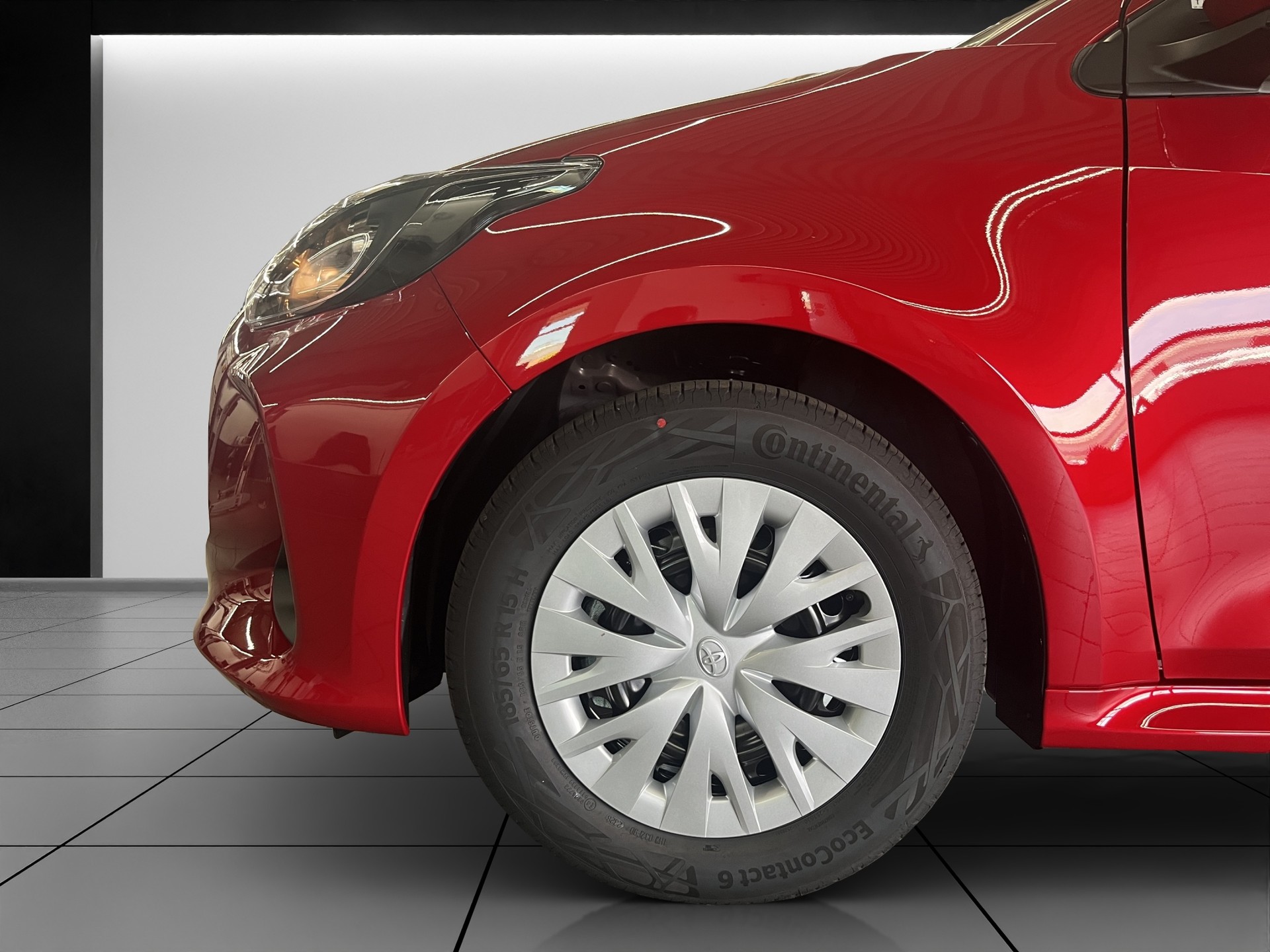 TOYOTA Yaris 1.5 VVT-i HSD Comfort-image-14