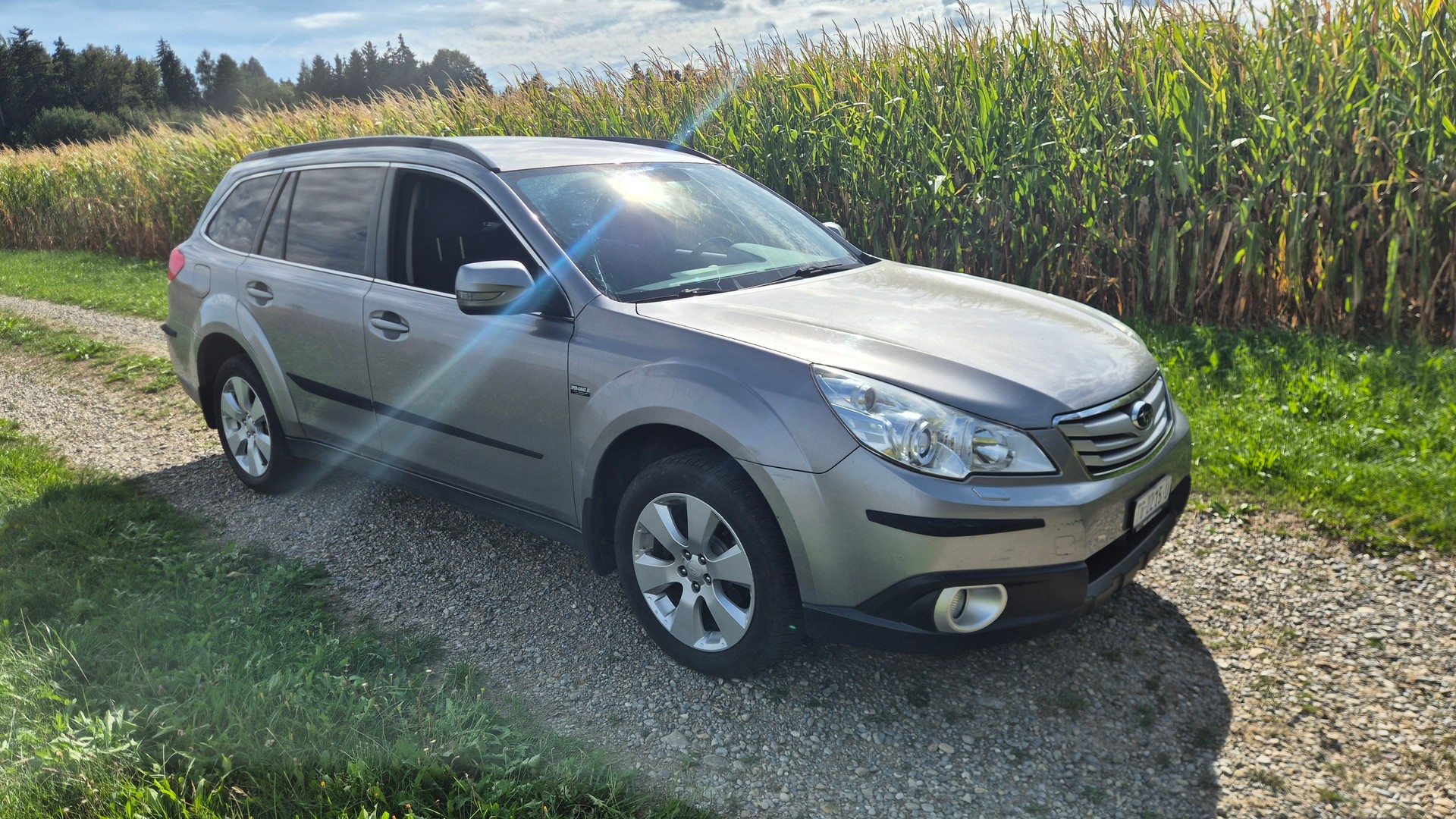 SUBARU Outback 2.5i Swiss AWD Lineartronic-image-1