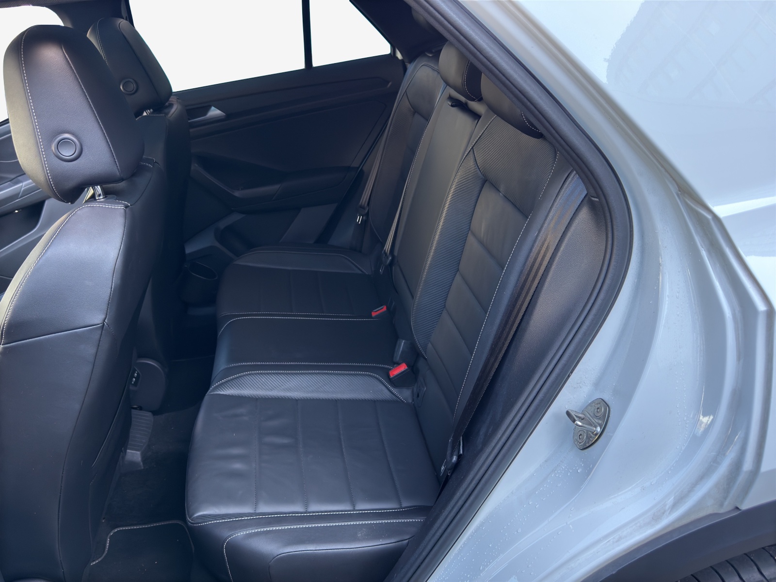 VW T-Roc 1.5 TSI EVO R-Line DSG-image-11