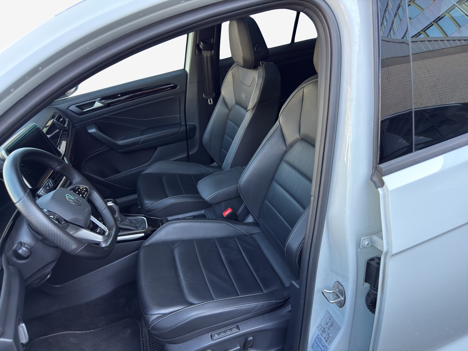 VW T-Roc 1.5 TSI EVO R-Line DSG-image-7
