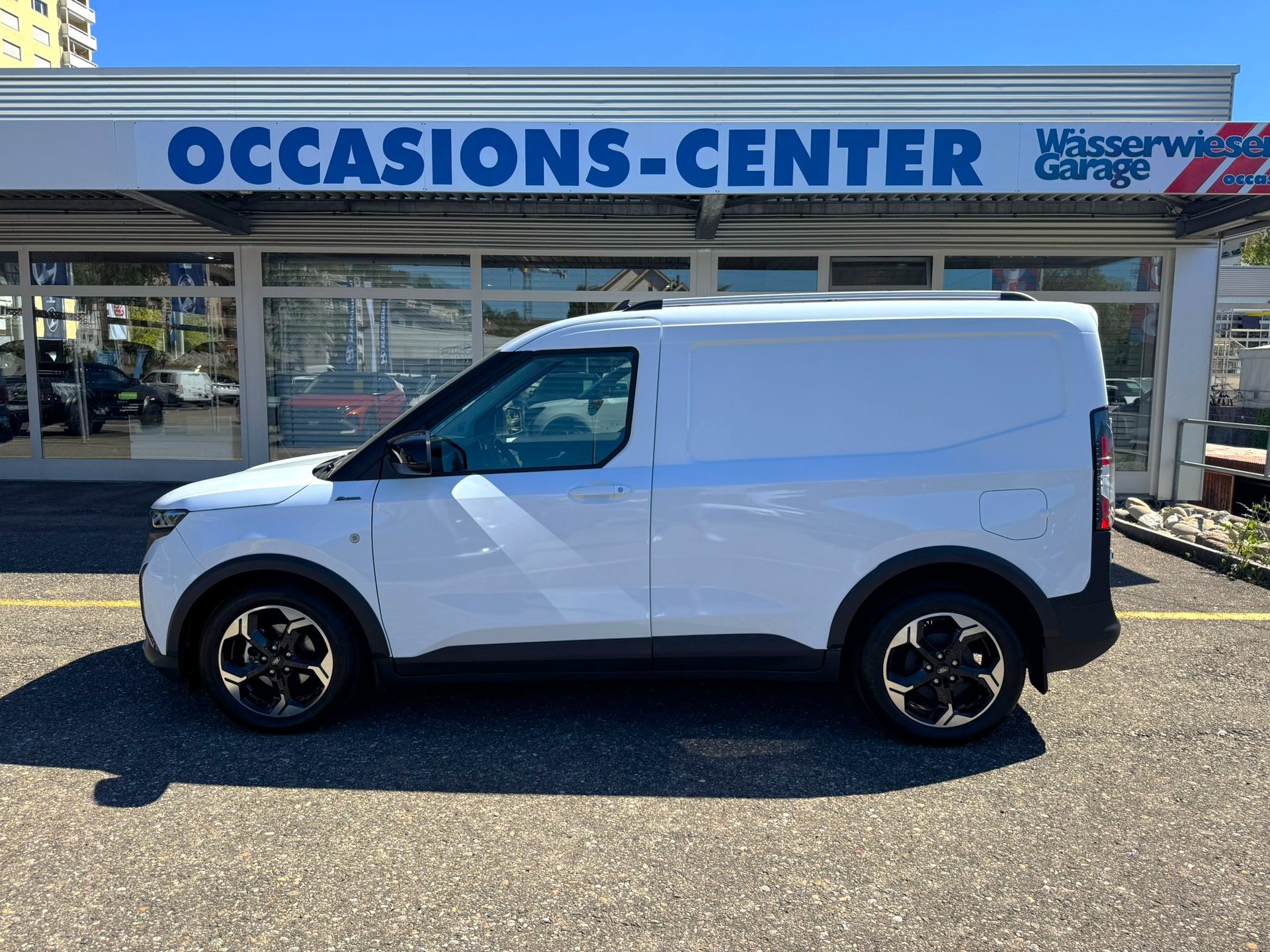 FORD Transit Courier 1.5 Activ-image-13