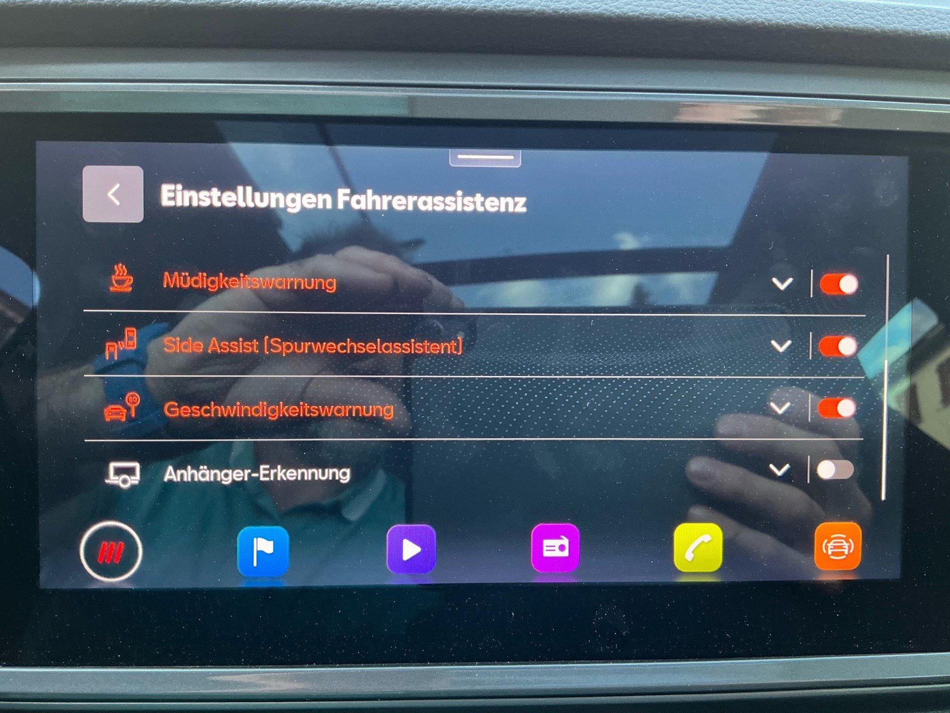 CUPRA Ateca VZ 4Drive *** PANORAMADACH UND ANHÄNGERKUPPLUNG ***-image-26