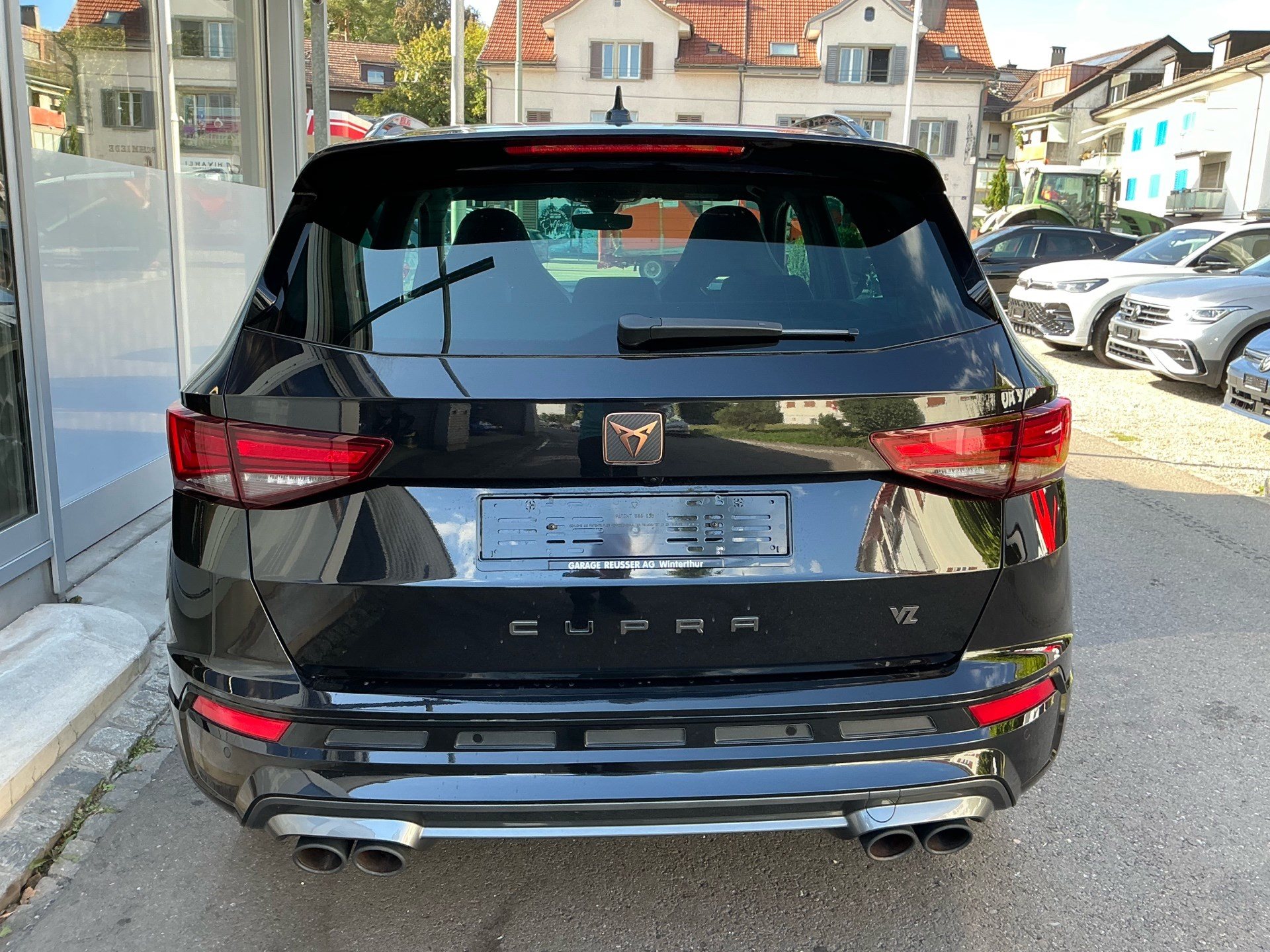 CUPRA Ateca VZ 4Drive *** PANORAMADACH UND ANHÄNGERKUPPLUNG ***-image-4