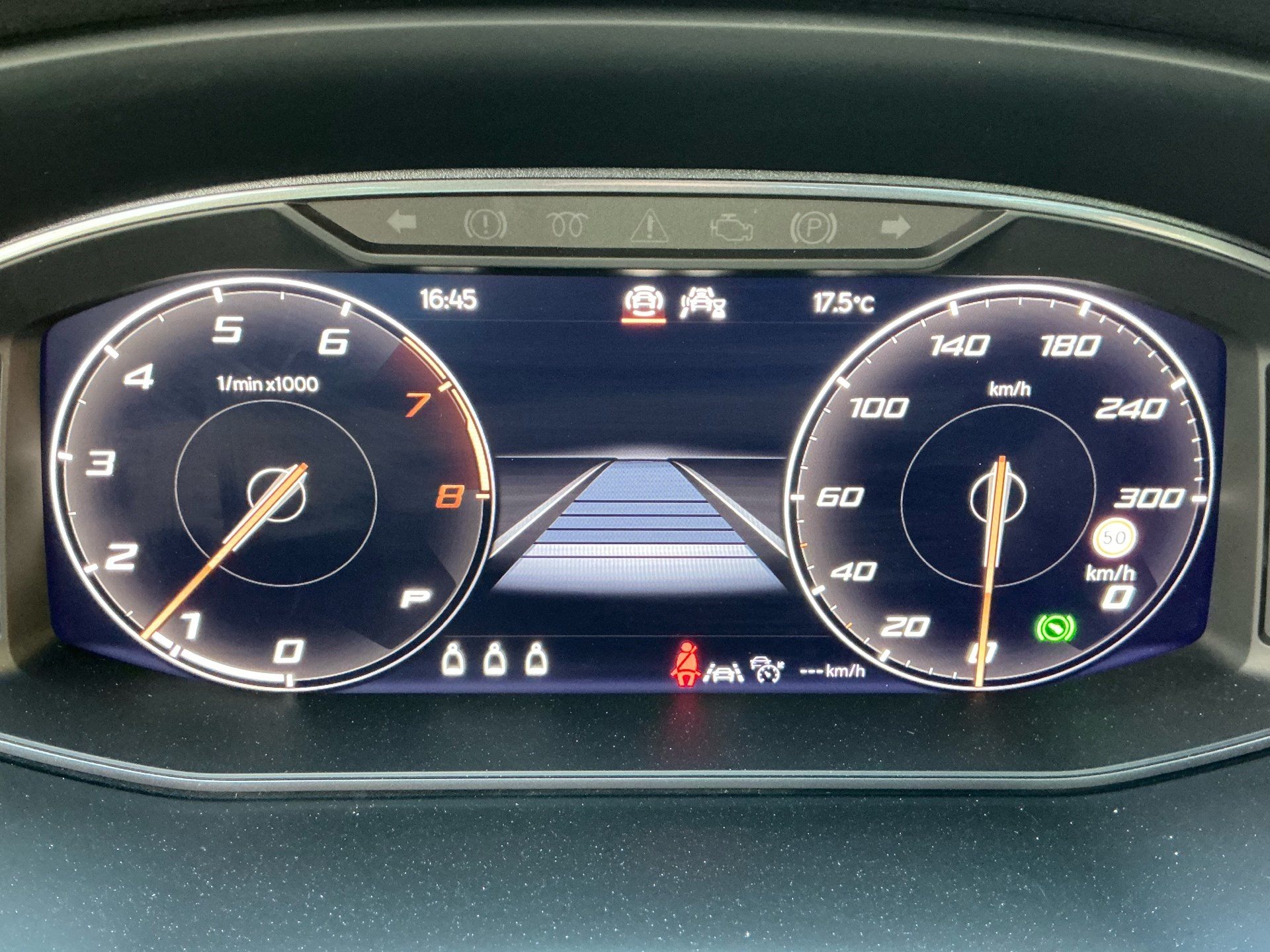 CUPRA Ateca VZ 4Drive *** PANORAMADACH UND ANHÄNGERKUPPLUNG ***-image-10