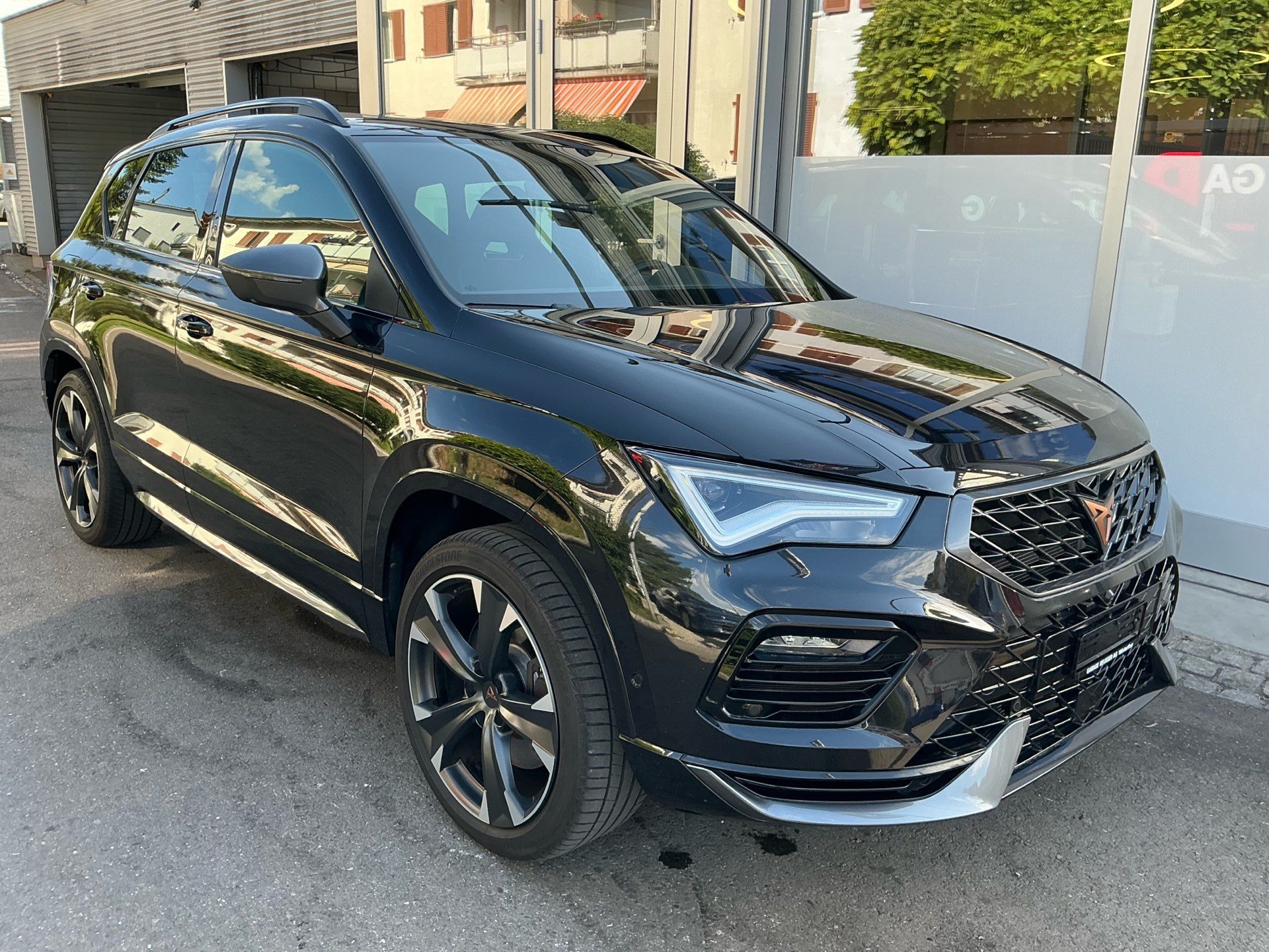 CUPRA Ateca VZ 4Drive *** PANORAMADACH UND ANHÄNGERKUPPLUNG ***-showroom-element-2