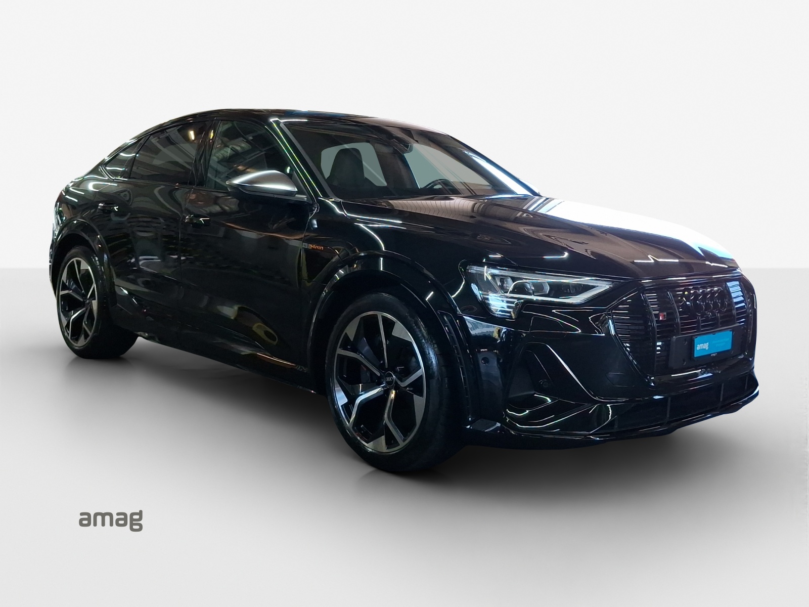 AUDI e-tron S Sportback quattro-image-6
