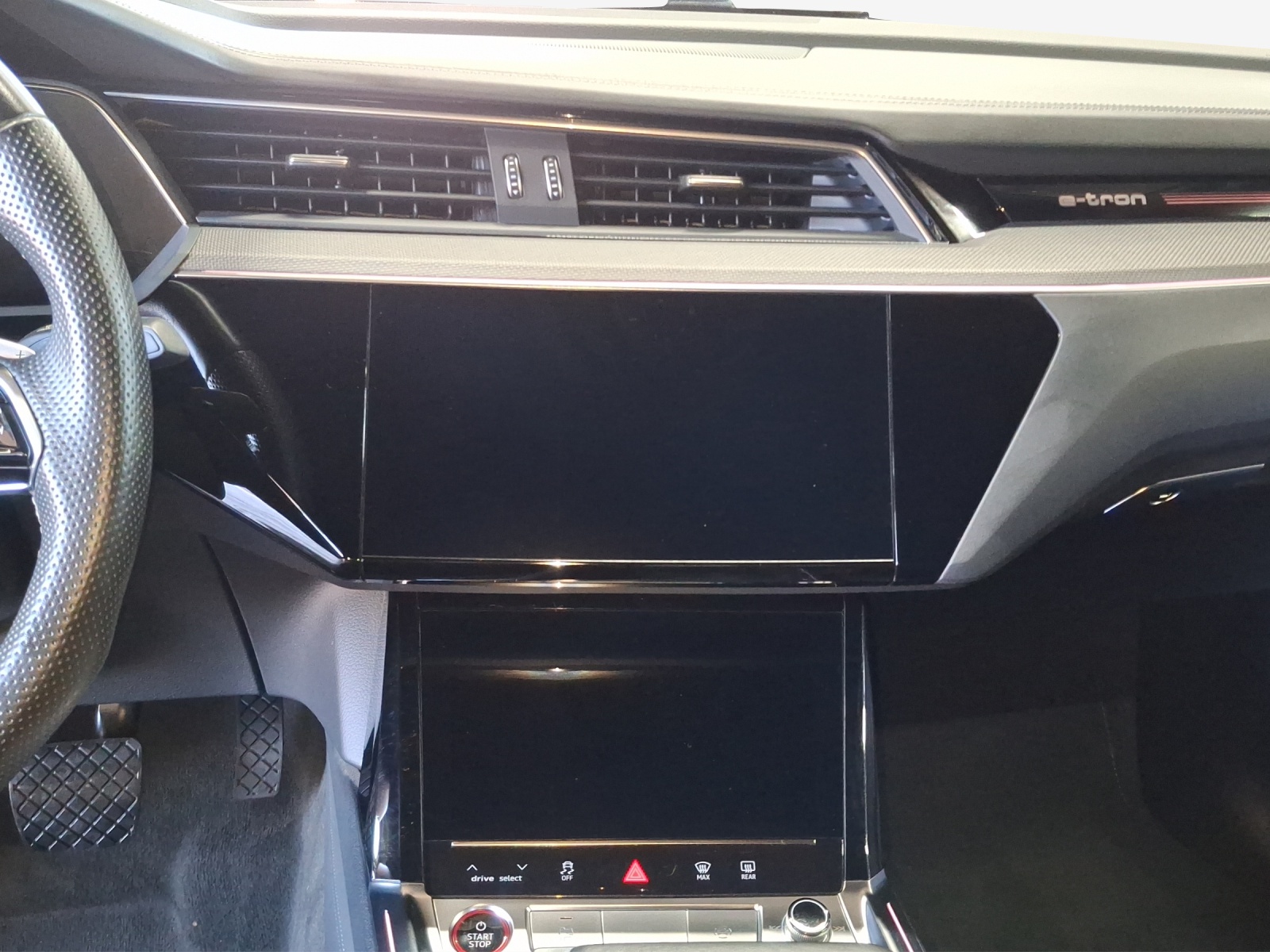 AUDI e-tron S Sportback quattro-image-11