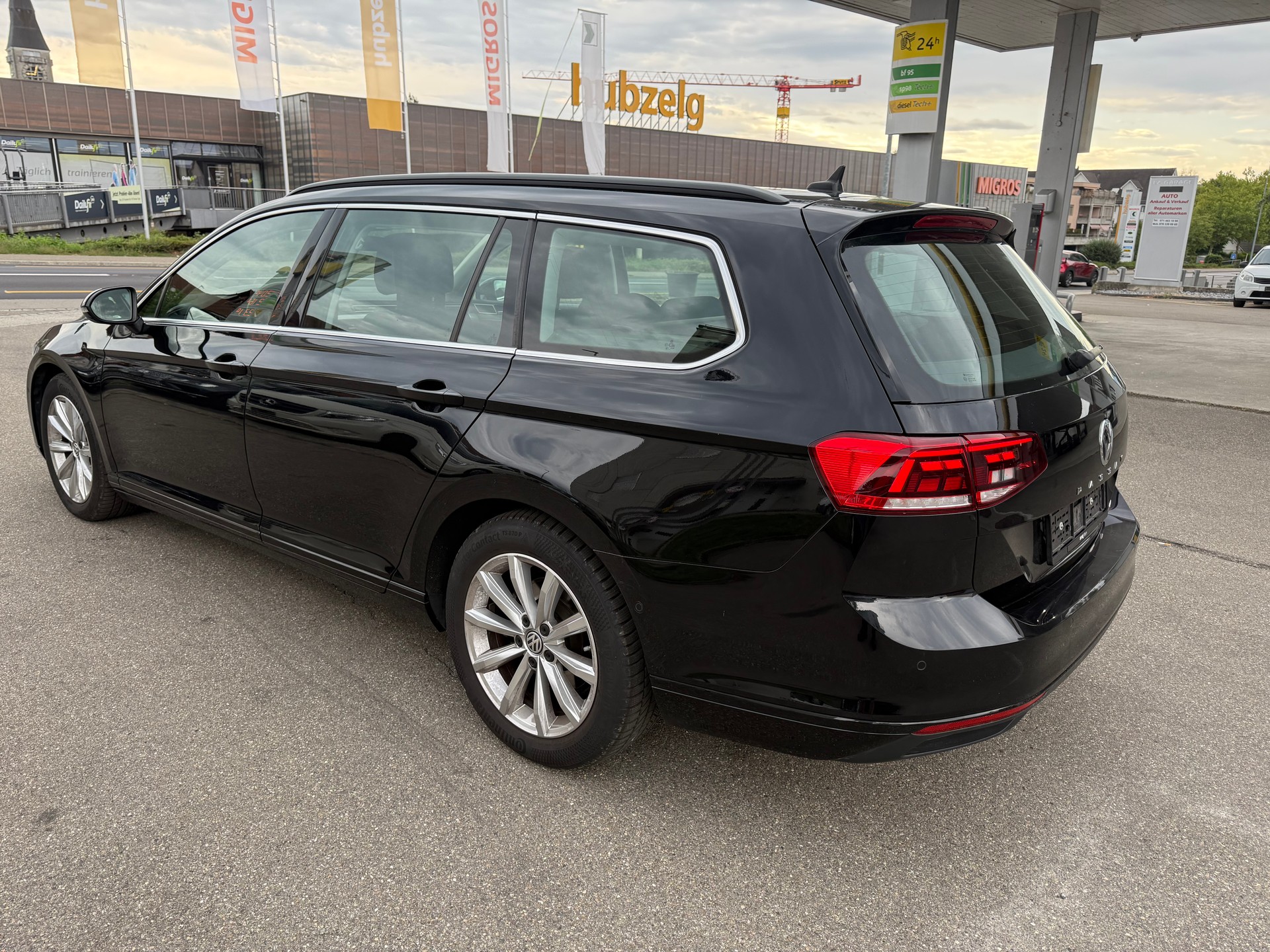 VW Passat 2.0 TDI BMT Business 4Motion DSG-image-4