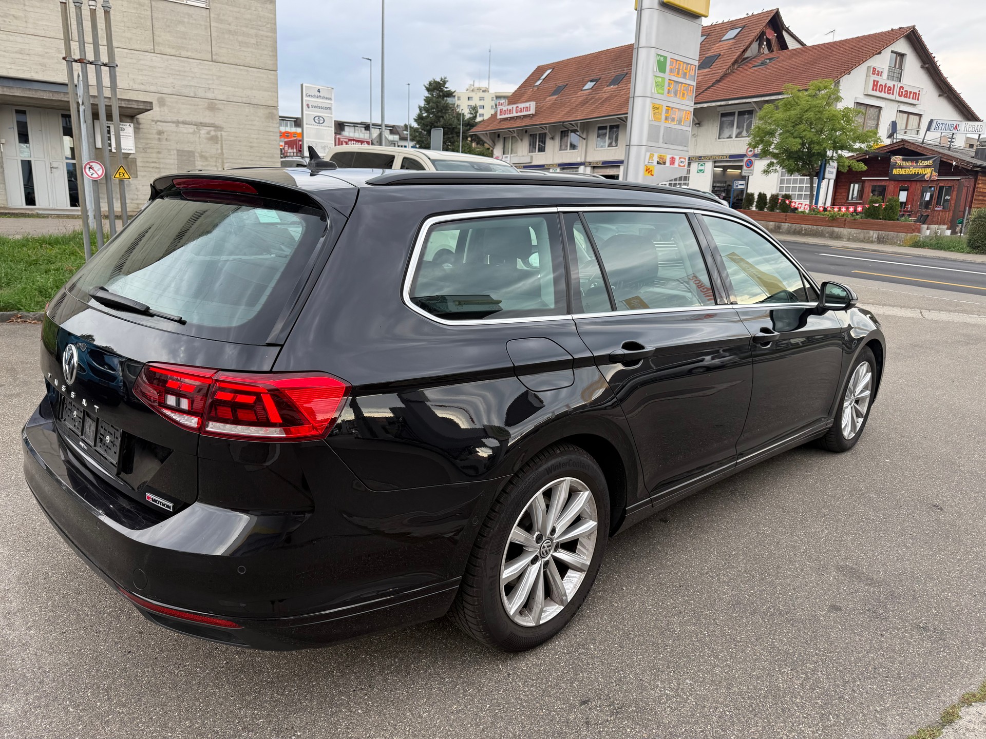 VW Passat 2.0 TDI BMT Business 4Motion DSG-image-5