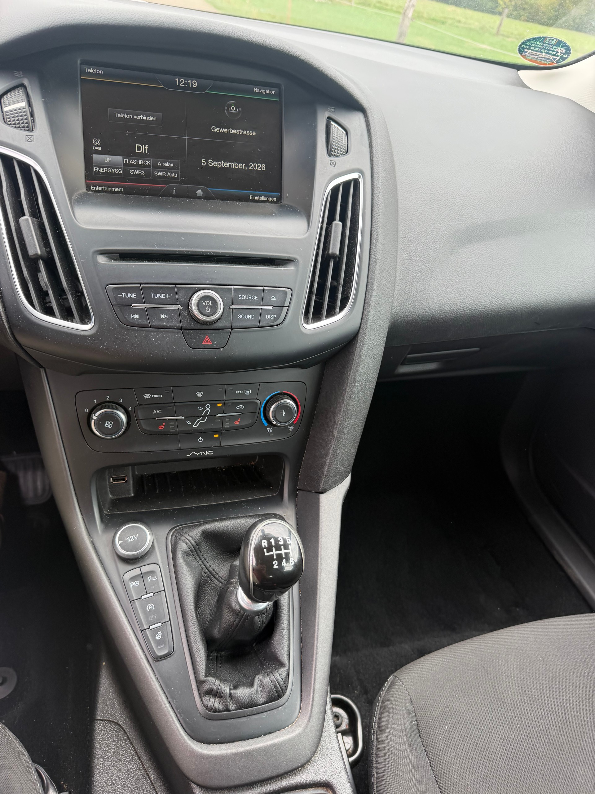 FORD Focus 1.0 SCTi Trend-image-10
