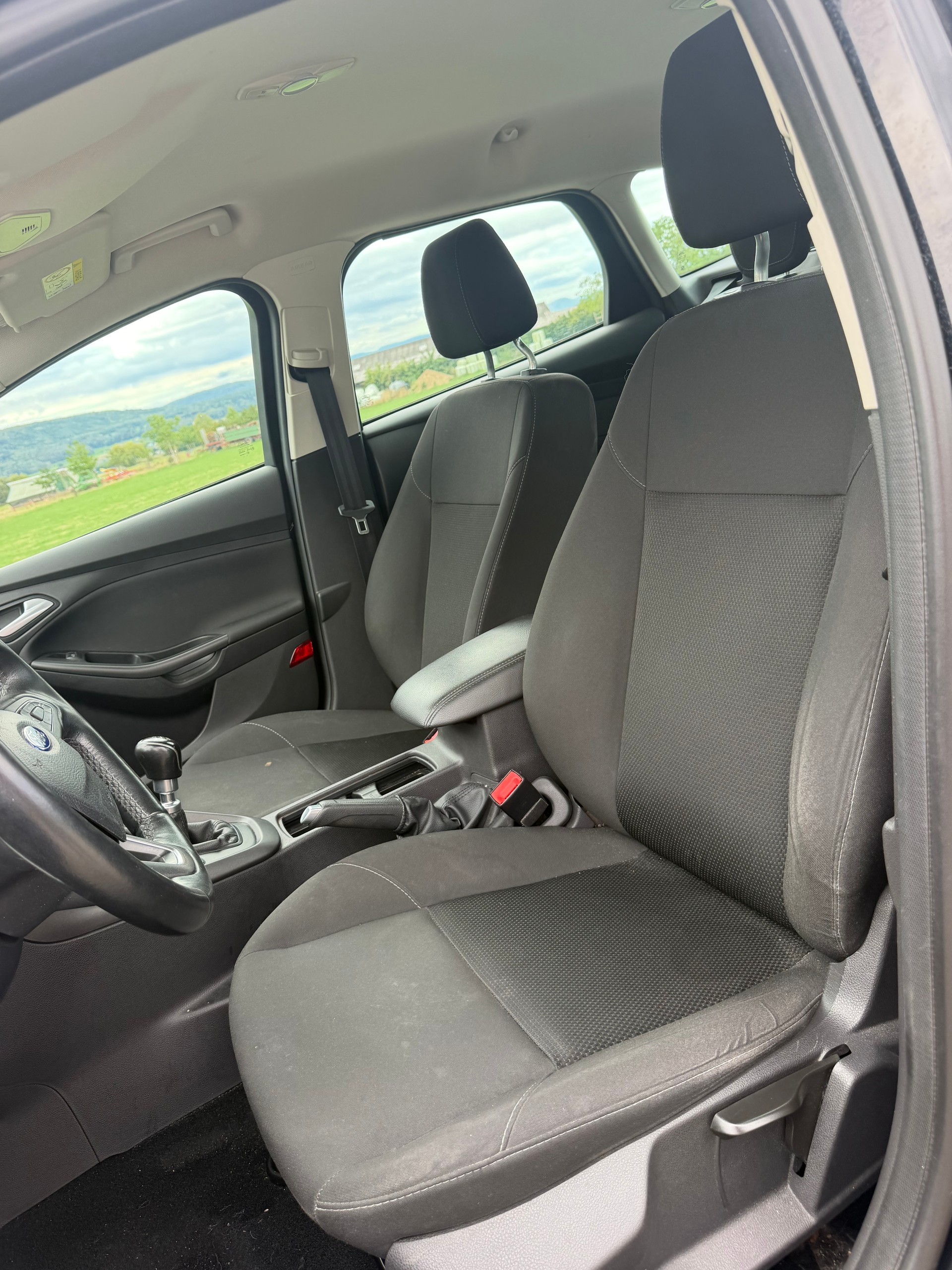 FORD Focus 1.0 SCTi Trend-image-8