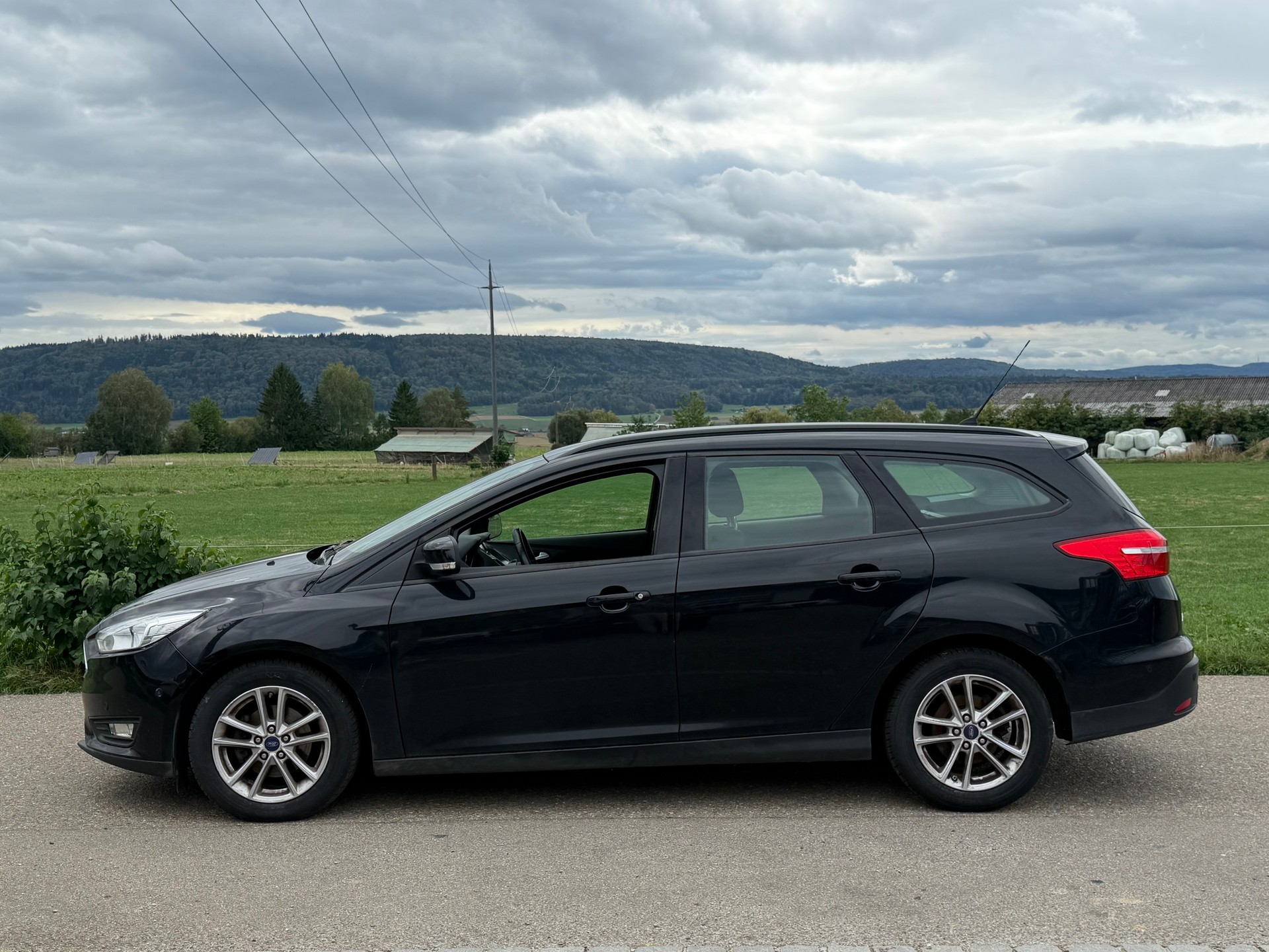 FORD Focus 1.0 SCTi Trend-image-3