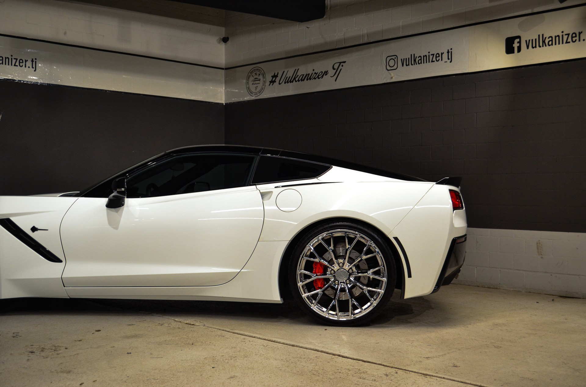 CHEVROLET Stingray Coupe-image-6