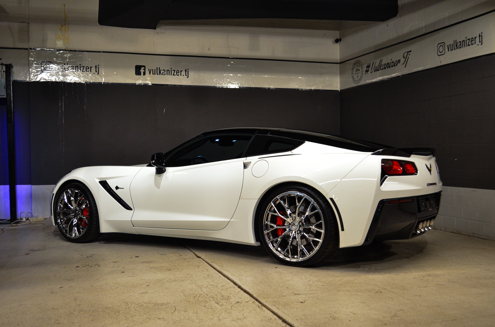 CHEVROLET Stingray Coupe-image-5