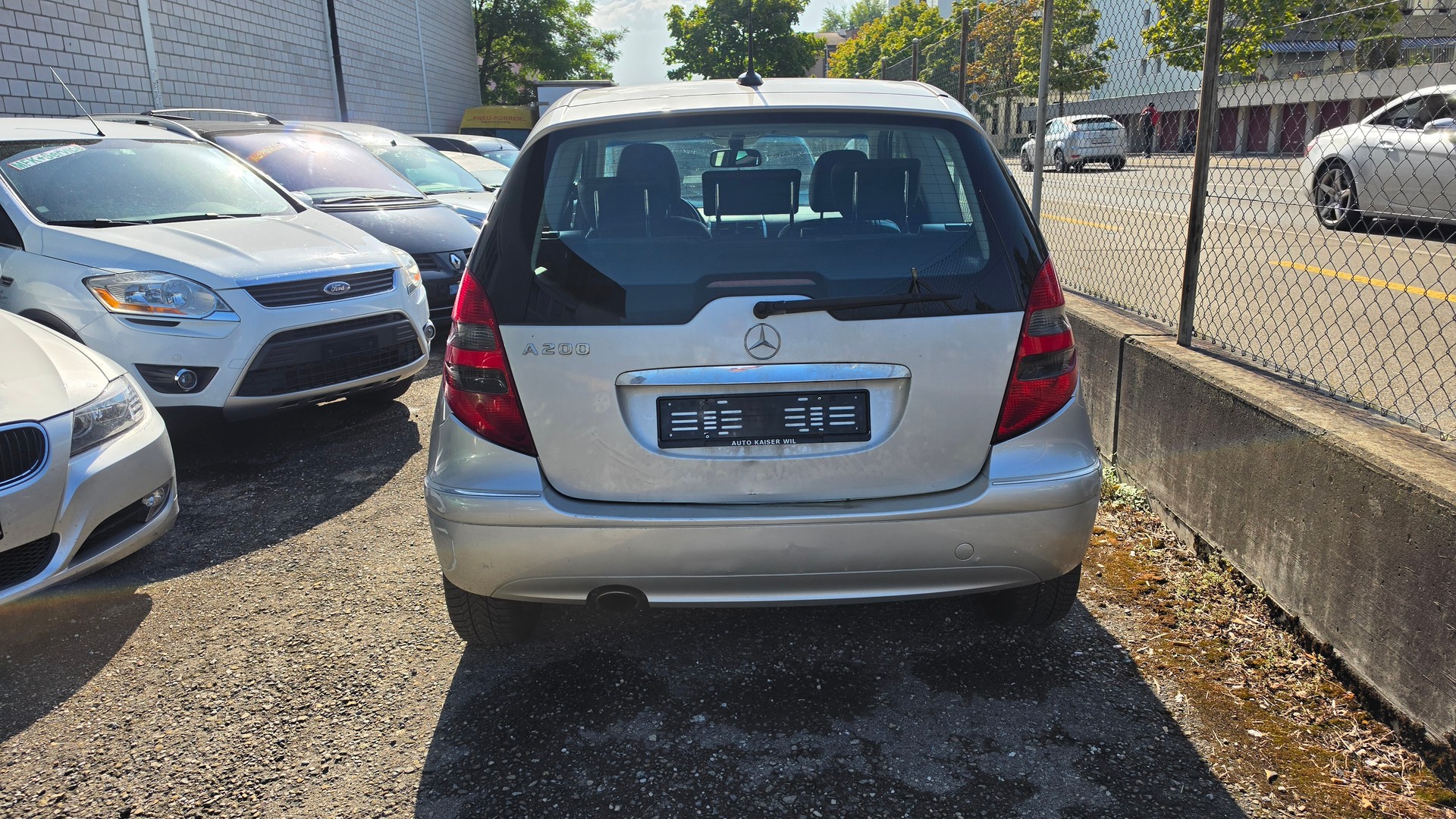 MERCEDES-BENZ A 200 Avantgarde Edition A-showroom-element-3