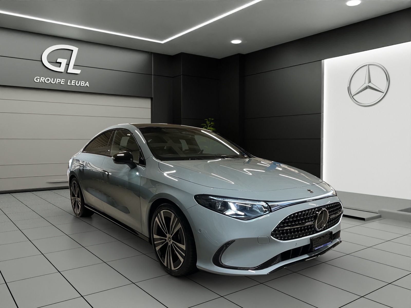 MERCEDES-BENZ CLA 200 8G-DCT 4Matic-image-0