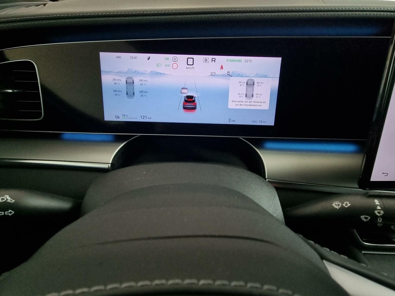 BYD Sealion 7 91,3 kWh Excellence AWD-image-10