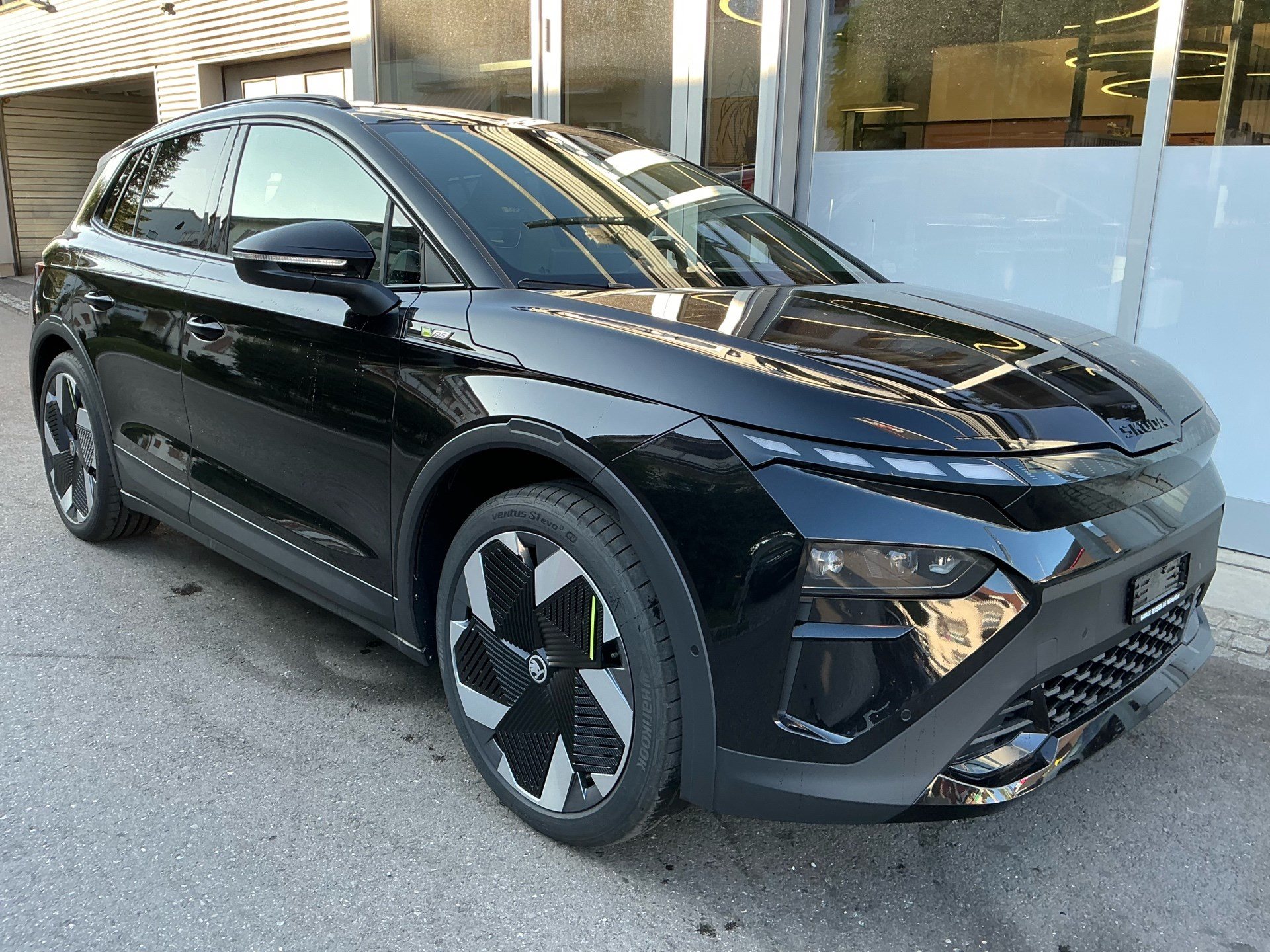 SKODA Elroq RS 4x4 *** MAXX PAKET, ANHÄNGEKUPPLUNG & 4 JAHRE SKODA GARANTIE *** **-showroom-element-2
