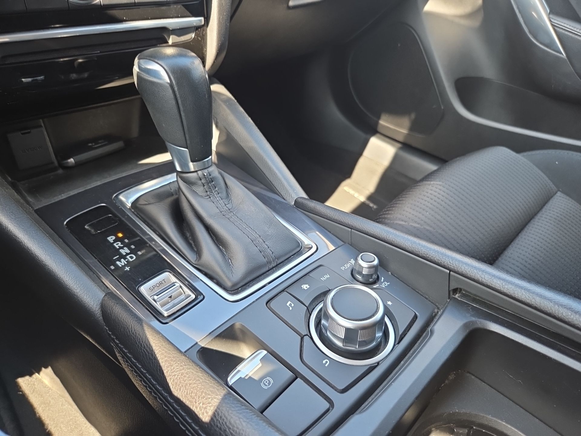 MAZDA 6 Sportwagon SKYACTIV-G 165 Ambition Automat-image-12