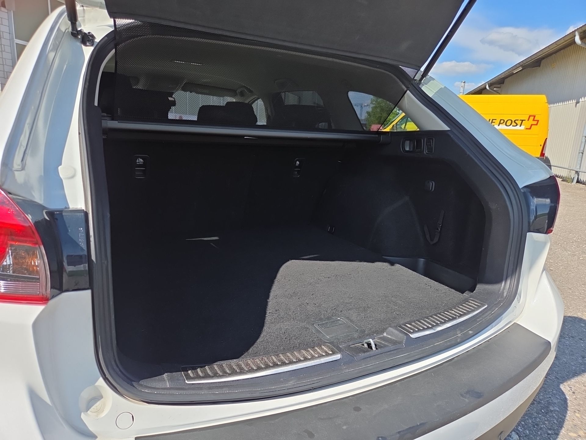 MAZDA 6 Sportwagon SKYACTIV-G 165 Ambition Automat-image-9